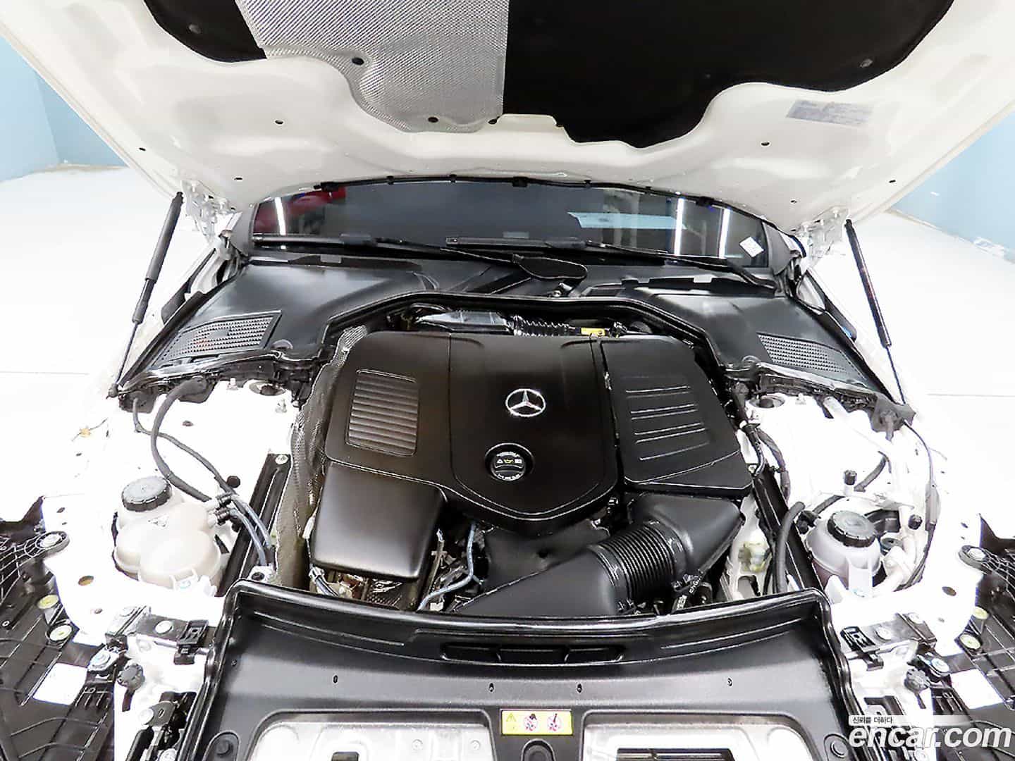 C-Class Mercedes-Benz 2023.11-OUTER-006