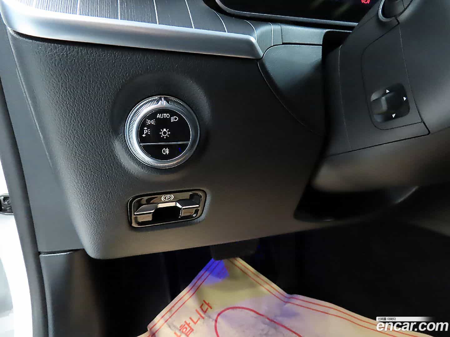 C-Class Mercedes-Benz 2023.11-OPTION-019