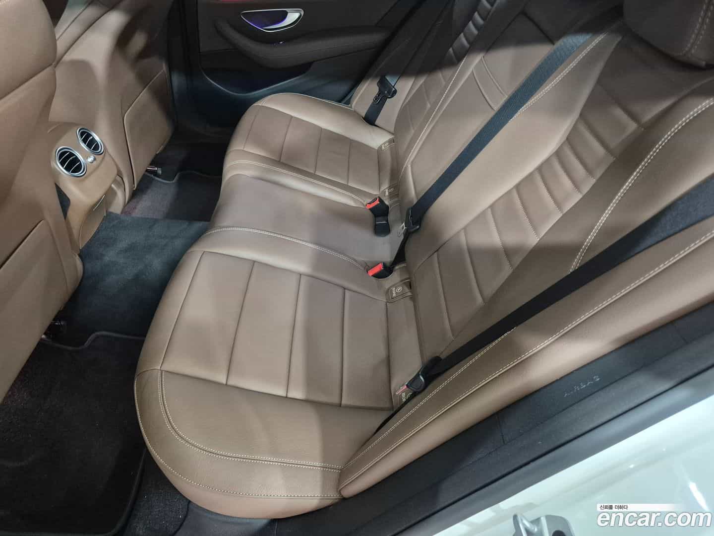 E-Class Mercedes-Benz 2020.5-INNER-010