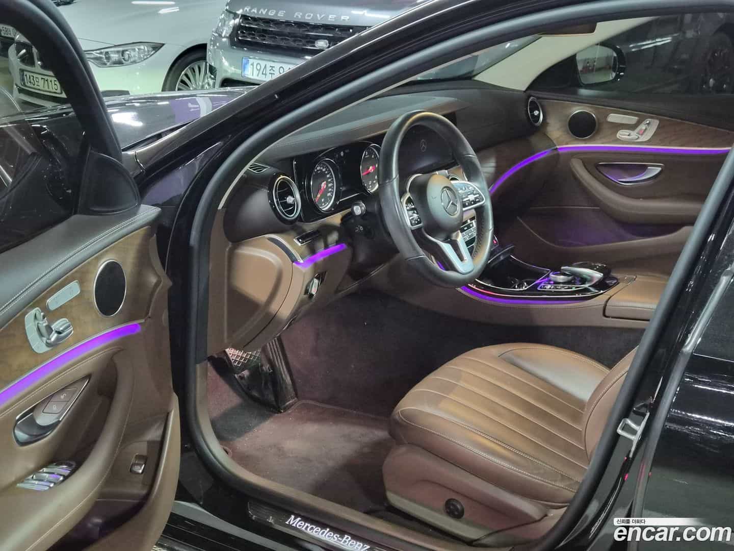 E-Class Mercedes-Benz 2020.2-OPTION-015