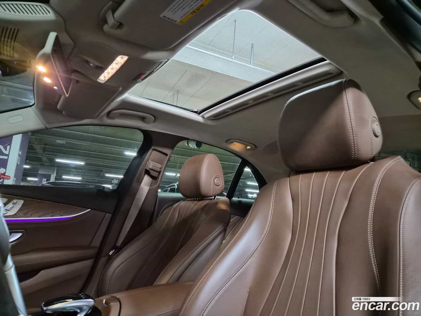 E-Class Mercedes-Benz 2020.2-OPTION-017