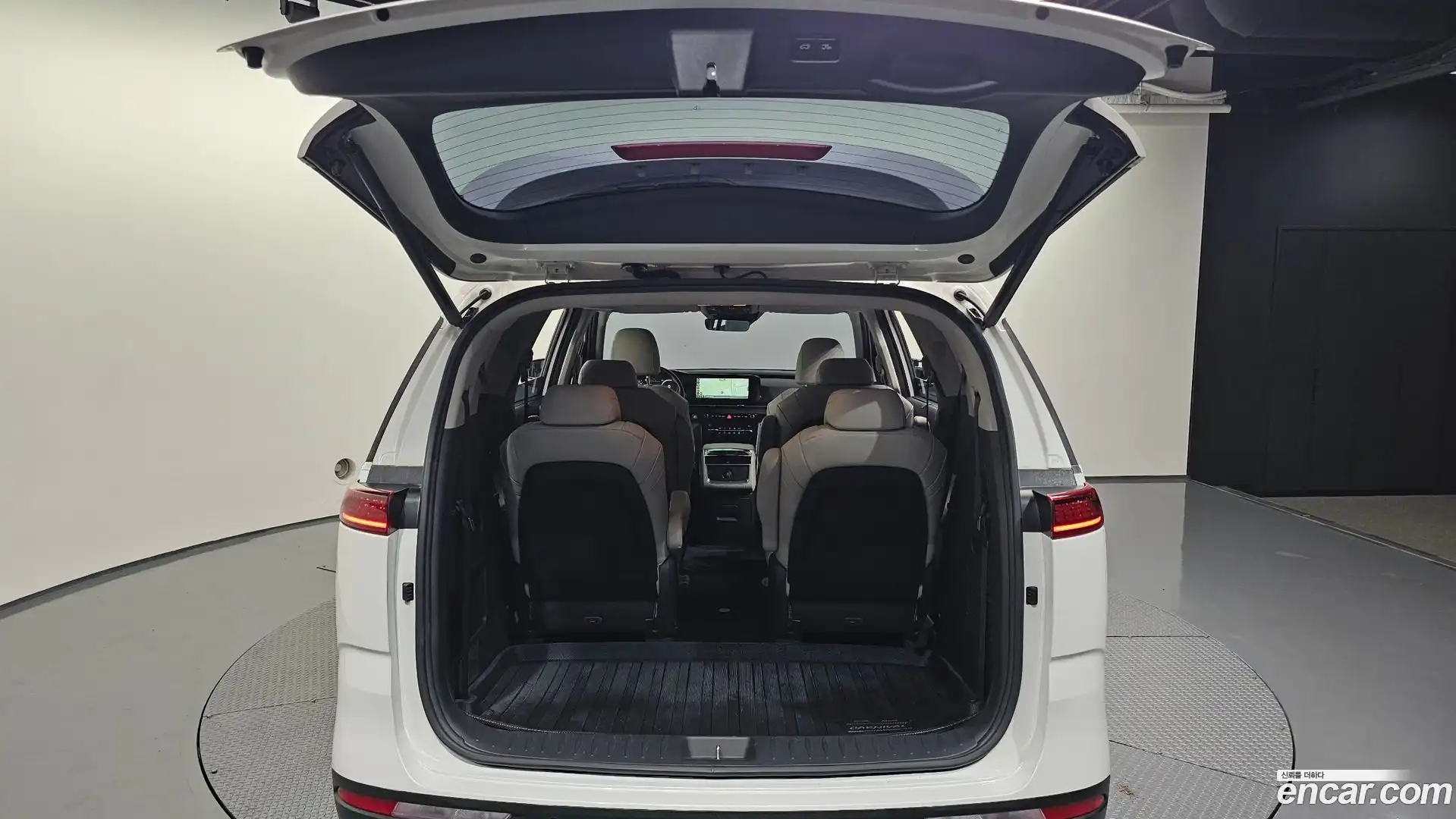 Canival Kia 2022.4-OPTION-021
