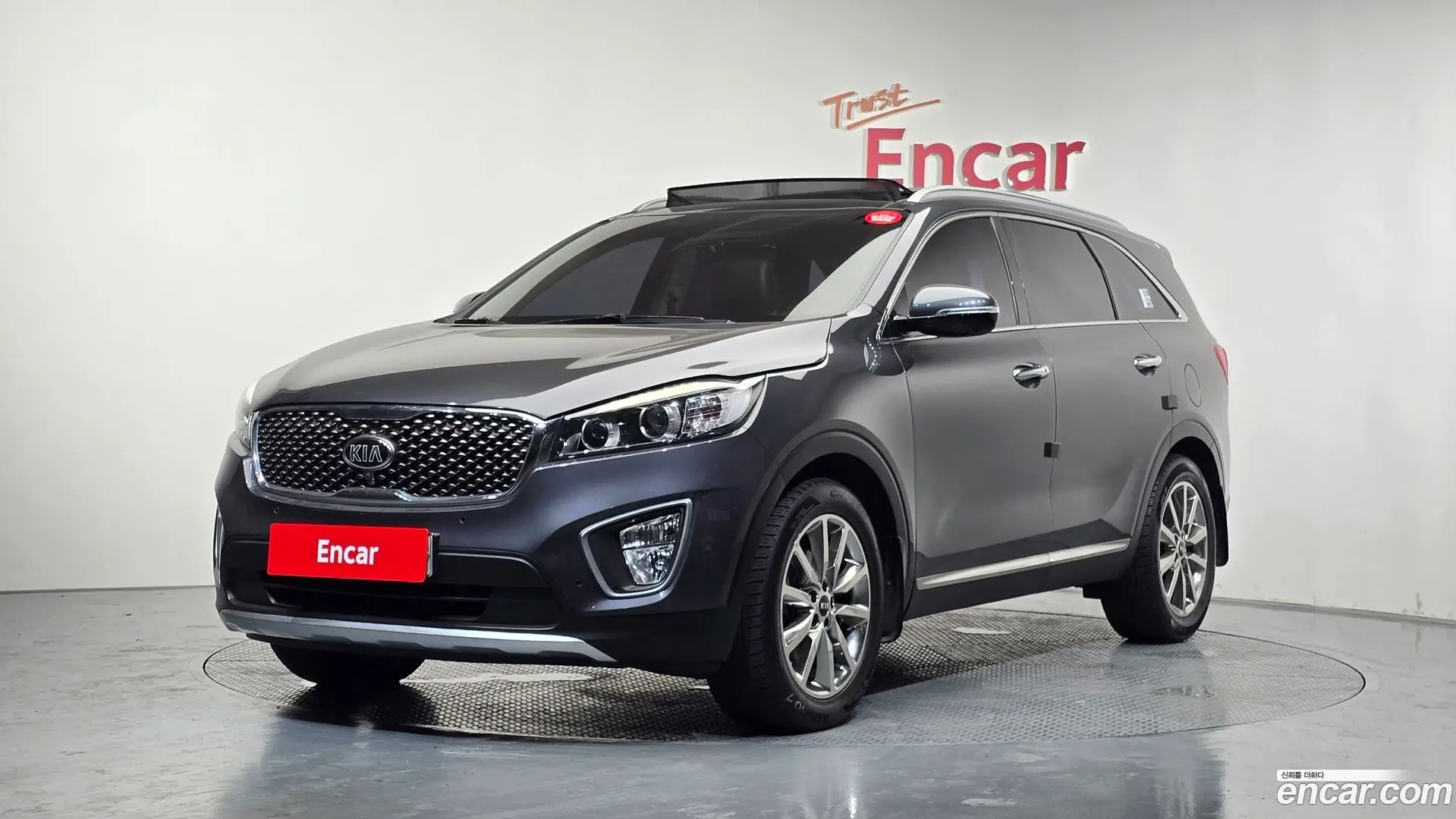 Main__Slider__Photo:Sorento Kia 2015.4-0