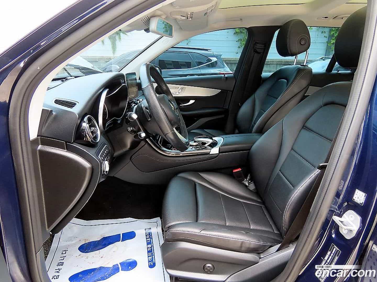 GLC-Class Mercedes-Benz 2018.10-OUTER-005