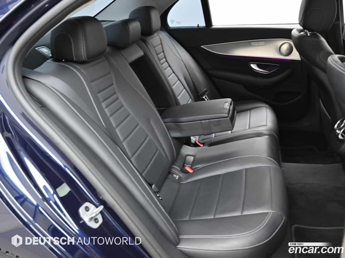 E-Class Mercedes-Benz 2019.0-OPTION-016