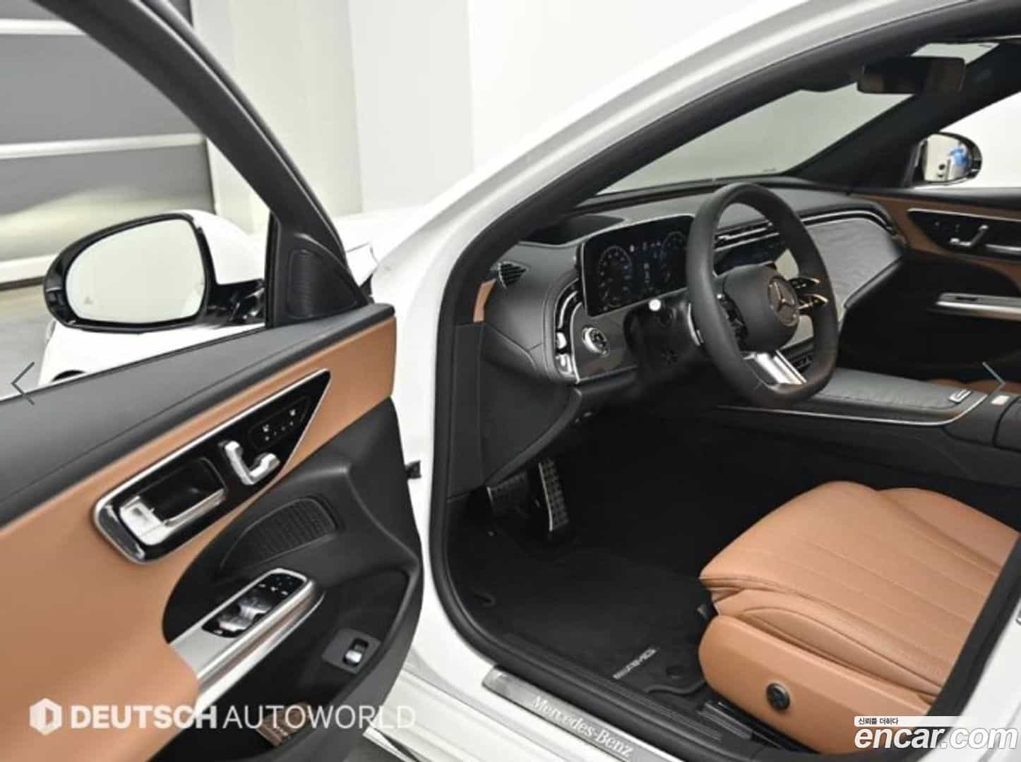 E-Class Mercedes-Benz 2025.10-OPTION-015