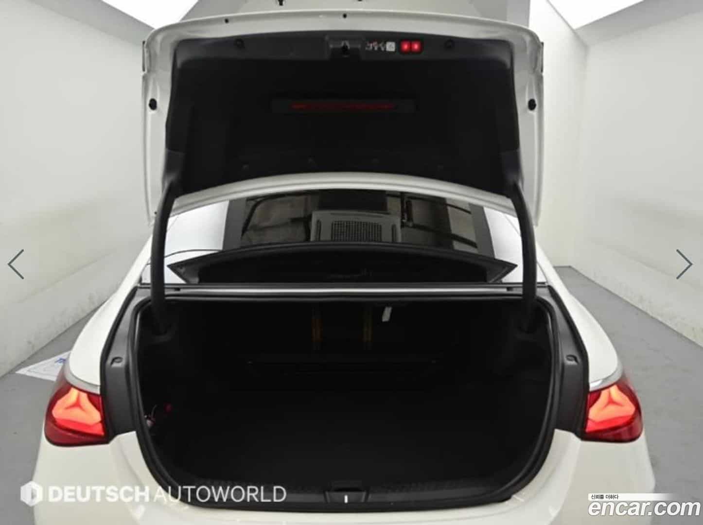 E-Class Mercedes-Benz 2025.10-OPTION-023