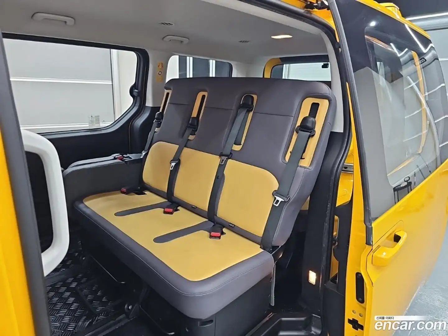 Staria Hyundai 2022.7-OPTION-015