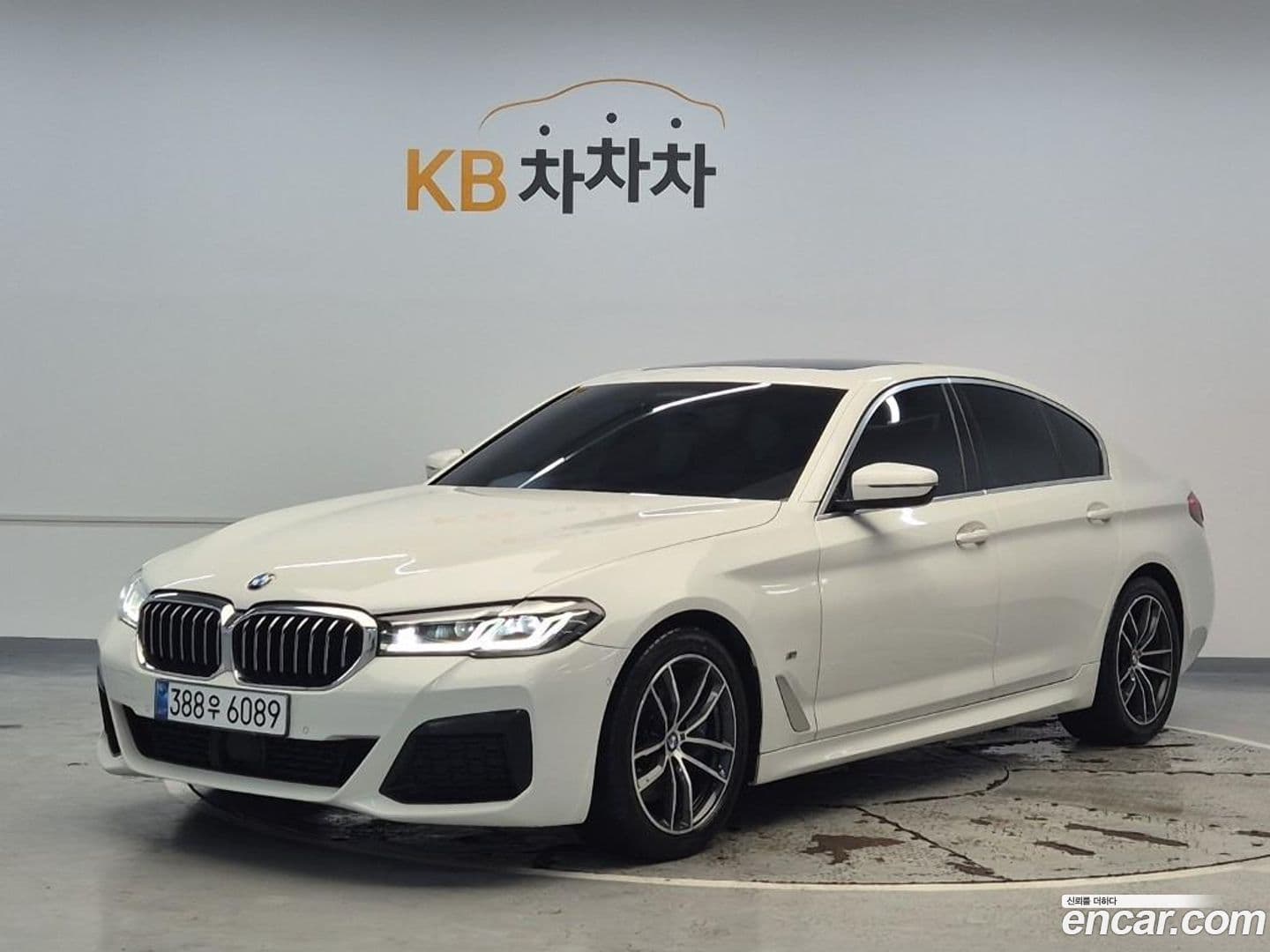 Main__Slider__Photo:5-Series BMW 2022.4-0