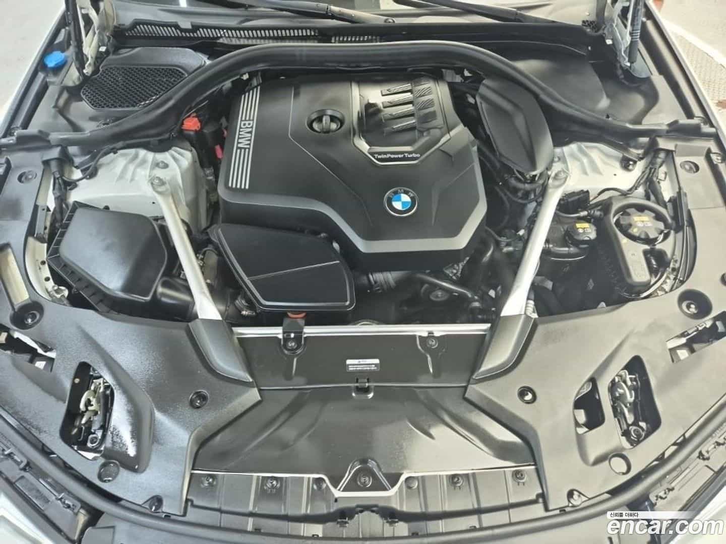 5-Series BMW 2022.4-OUTER-005