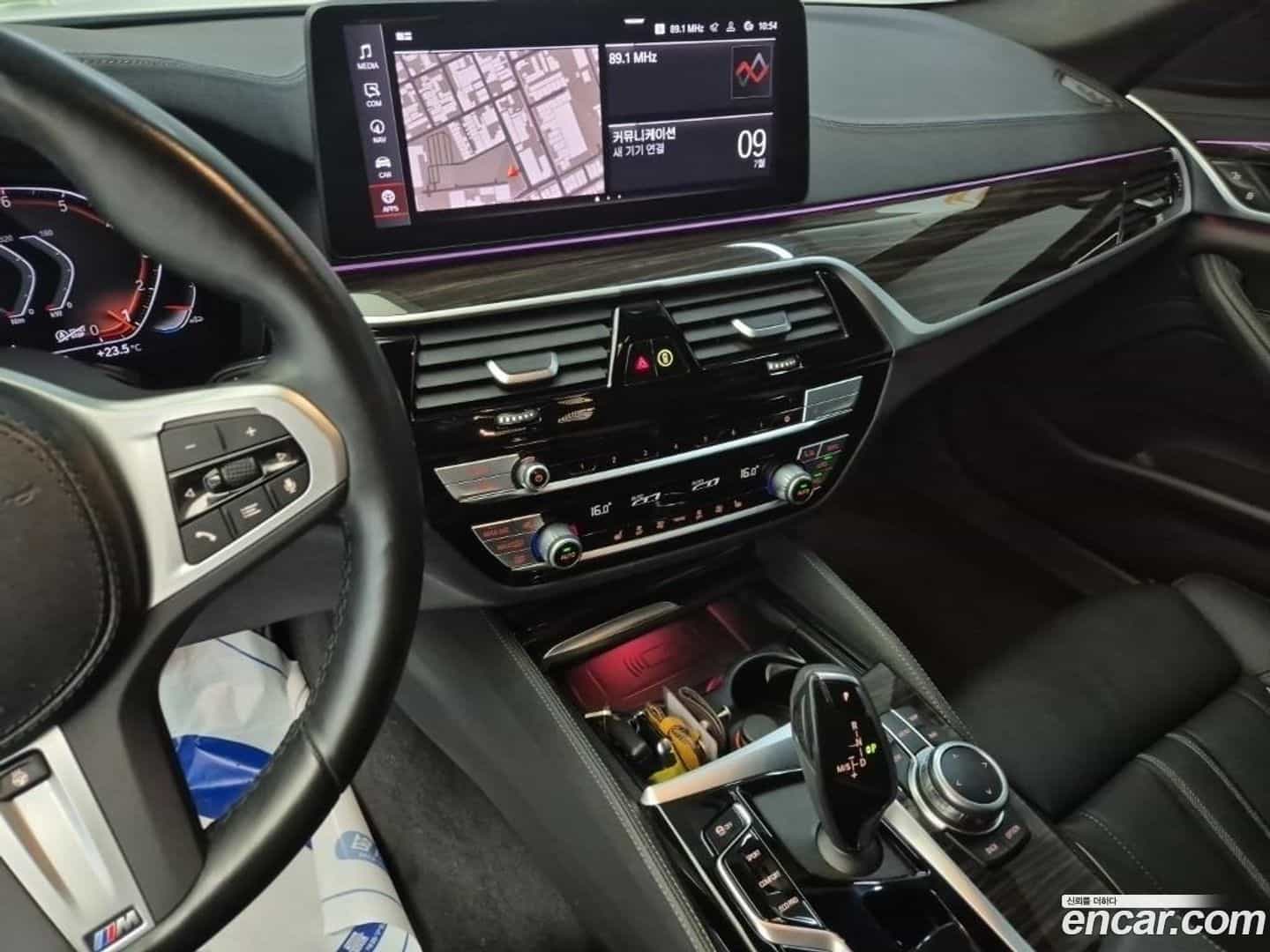 5-Series BMW 2022.4-INNER-010