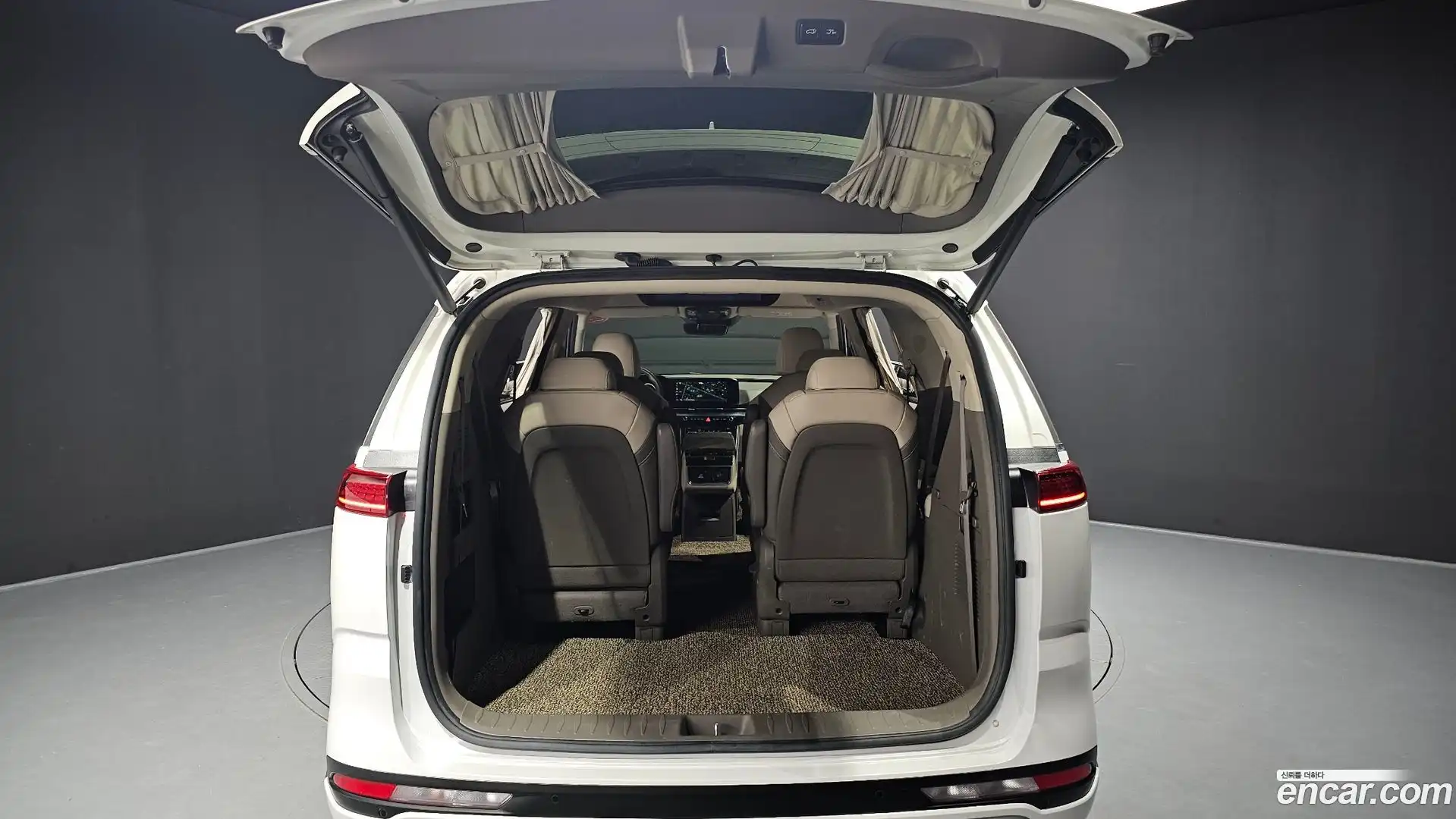Canival Kia 2021.5-OPTION-024