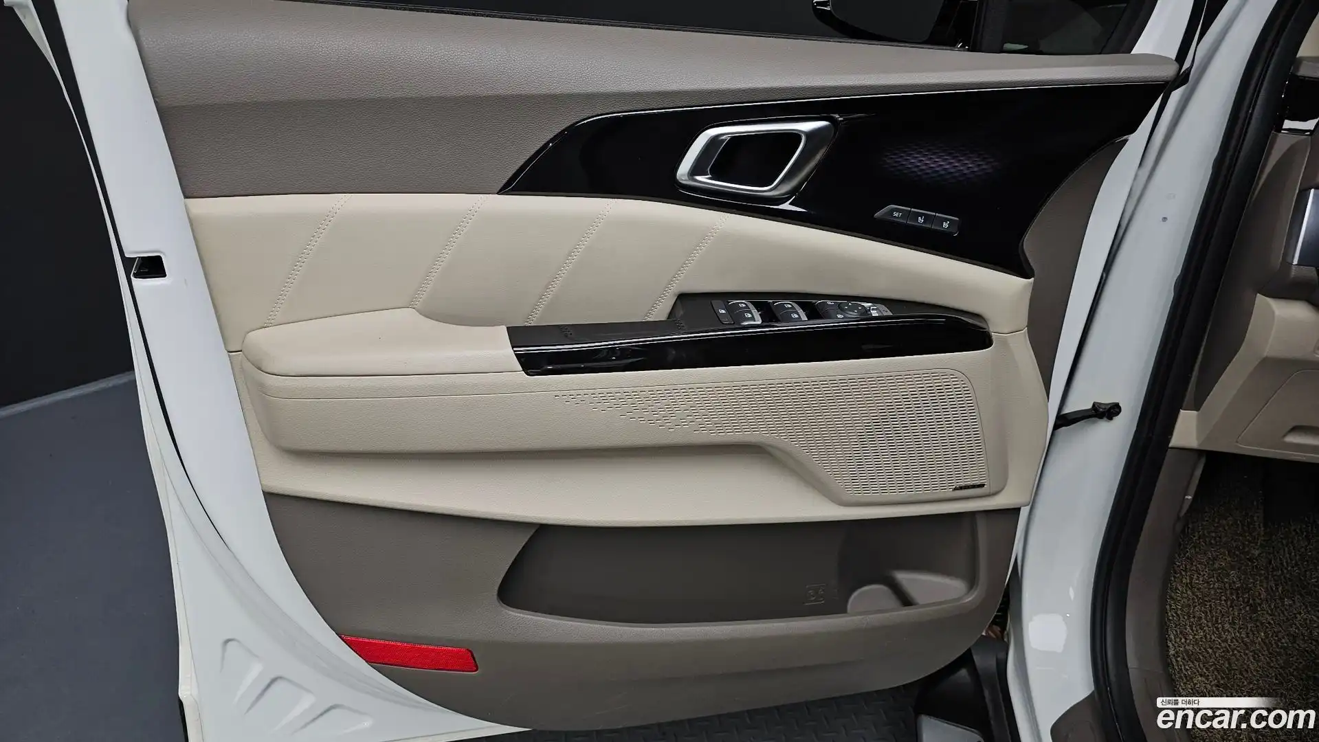 Canival Kia 2021.5-INNER-034