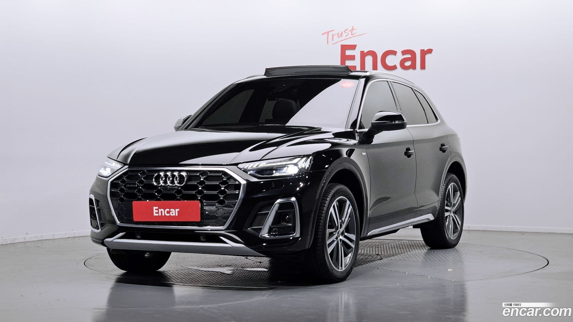 Main__Slider__Photo:Q5 Audi 2023.0-0