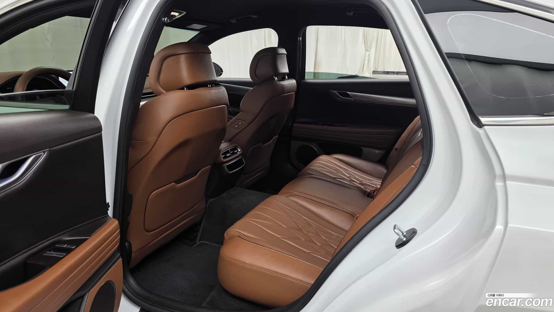 G80 Genesis 2023.6-INNER-036