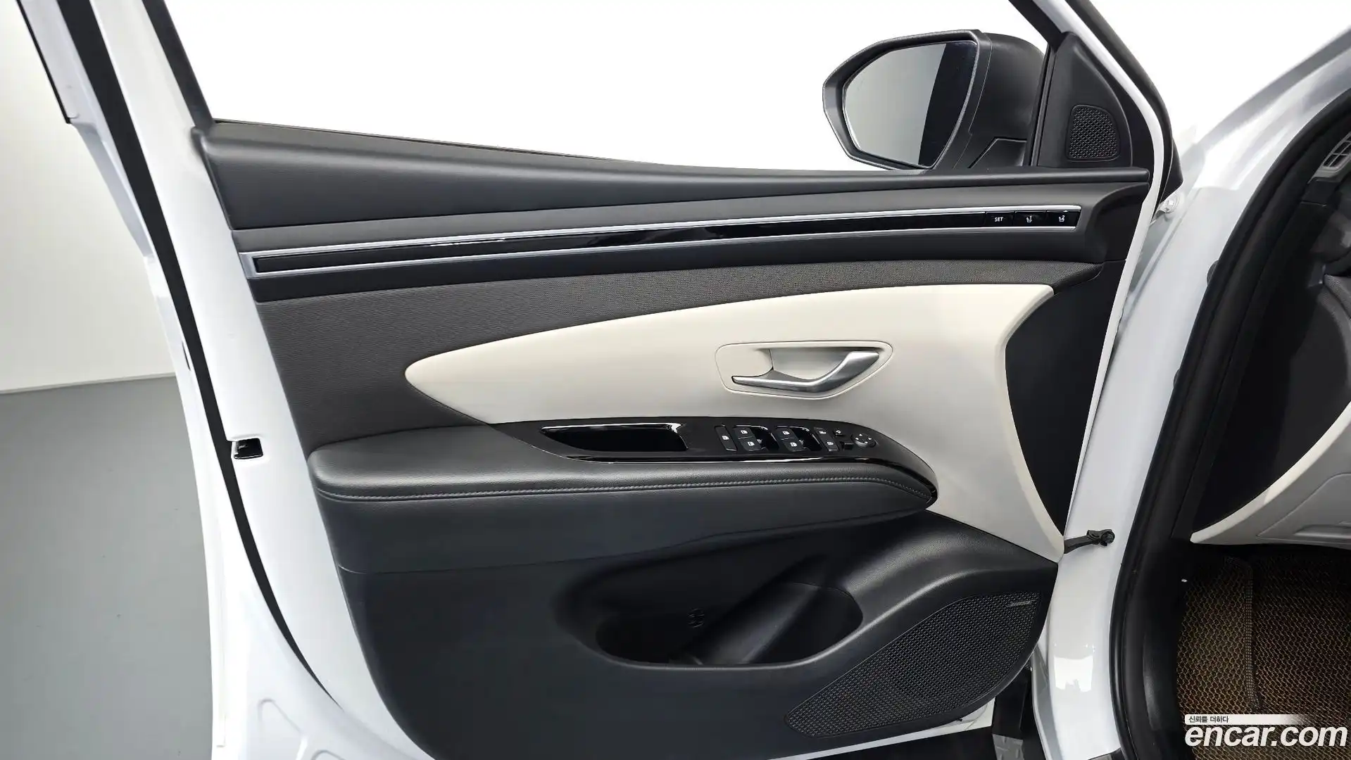 Tucson Hyundai 2021.1-INNER-034