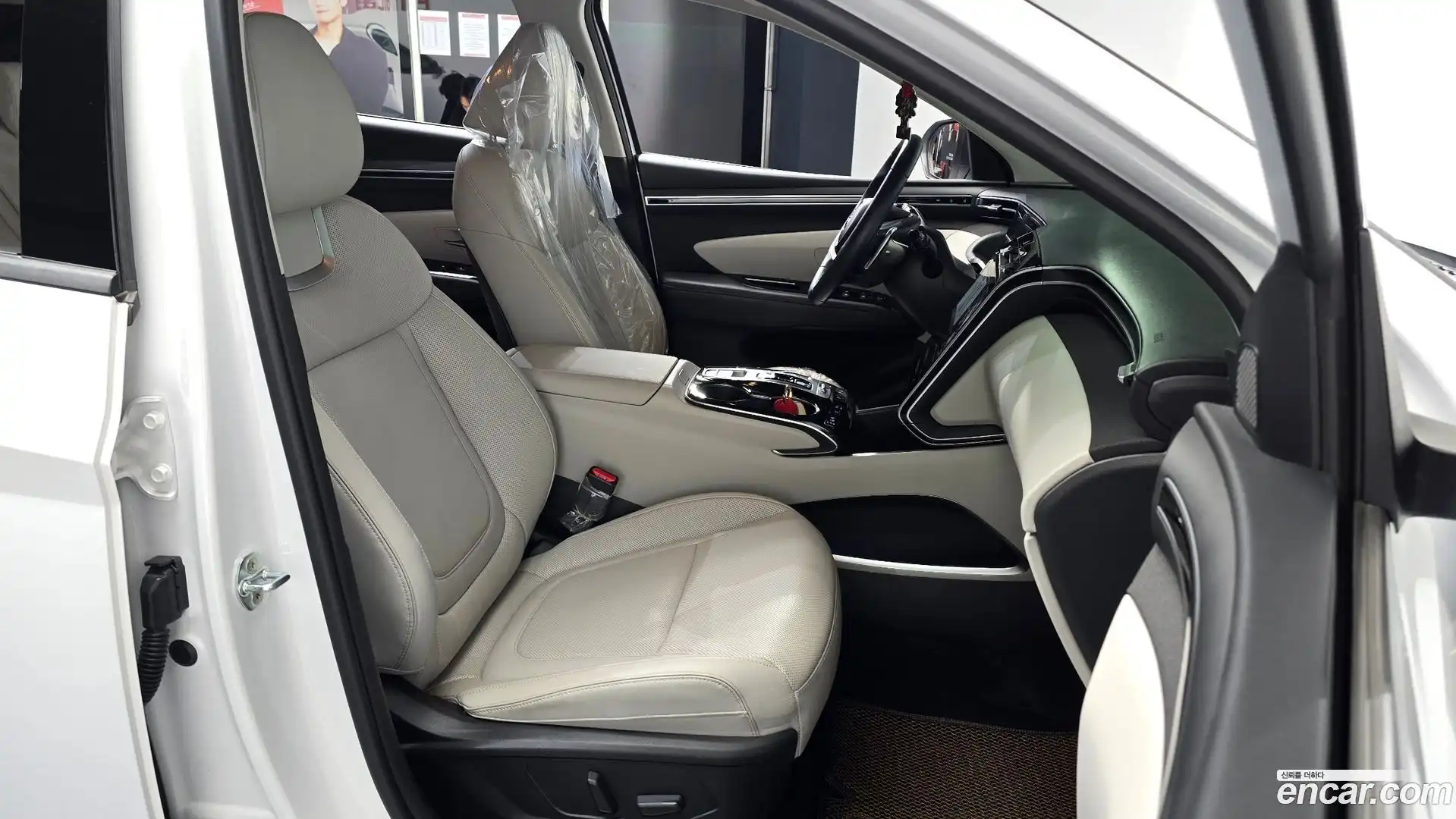 Tucson Hyundai 2021.1-INNER-036