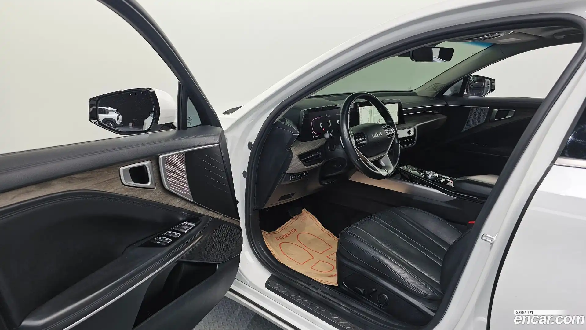 K8 Kia 2021.4-INNER-010
