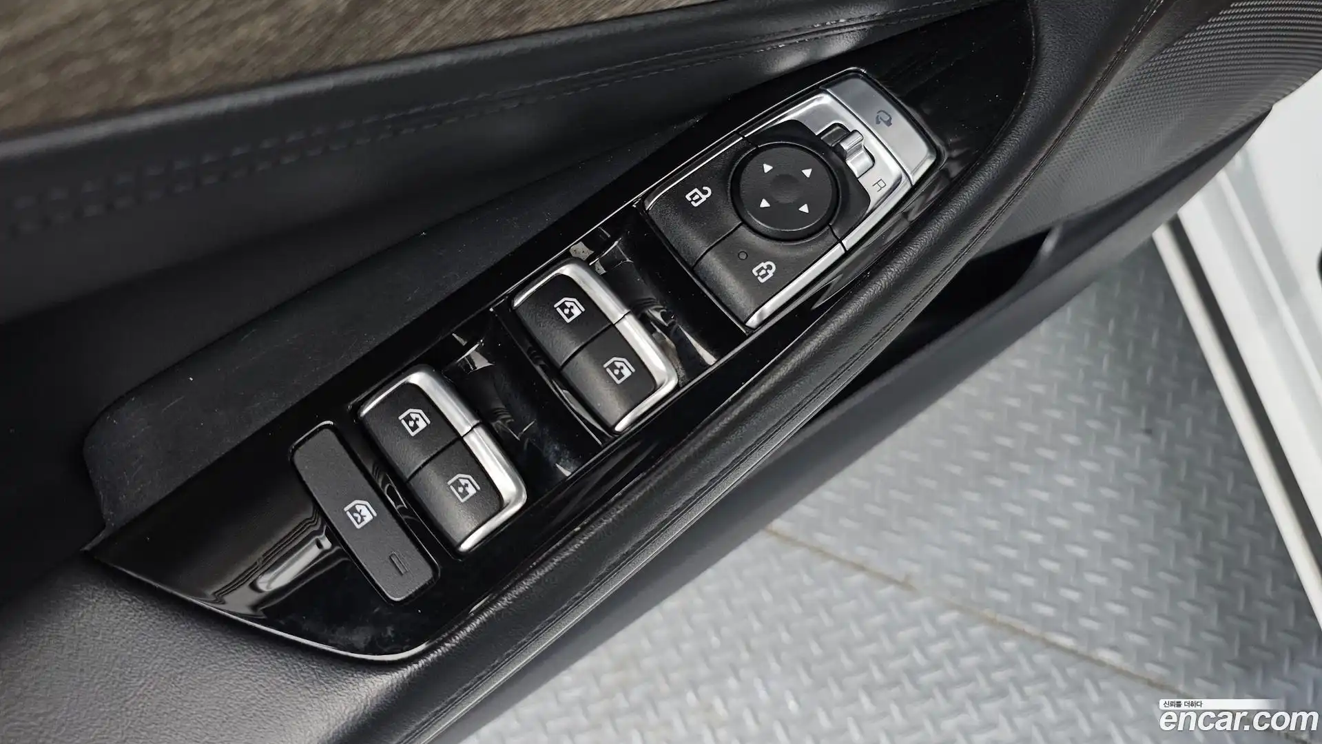K8 Kia 2021.4-OPTION-016