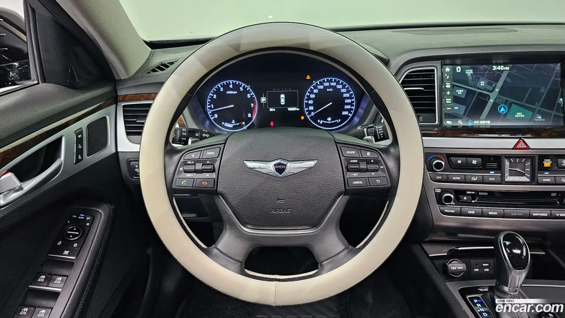 Genesis Hyundai 2016.0-OPTION-017