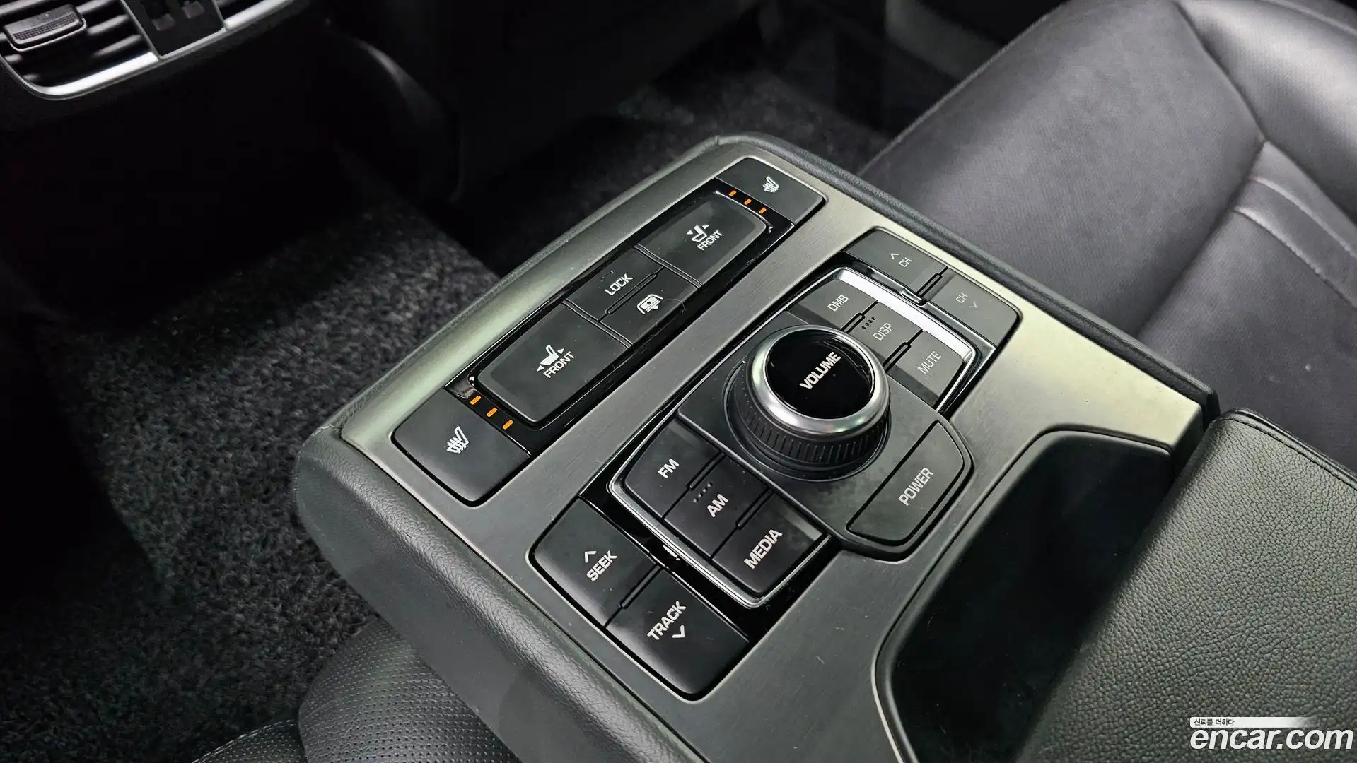 Genesis Hyundai 2016.0-OPTION-020