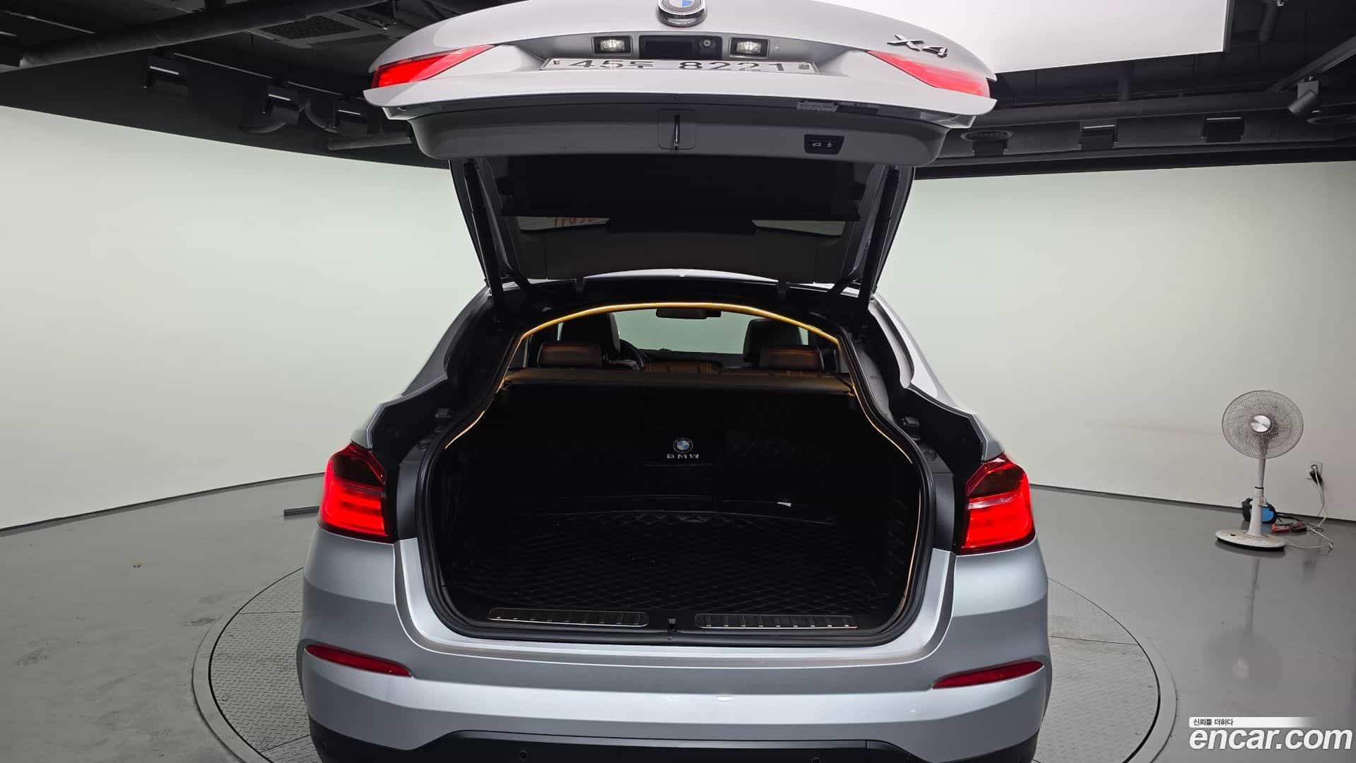 X4 BMW 2017.4-OPTION-024