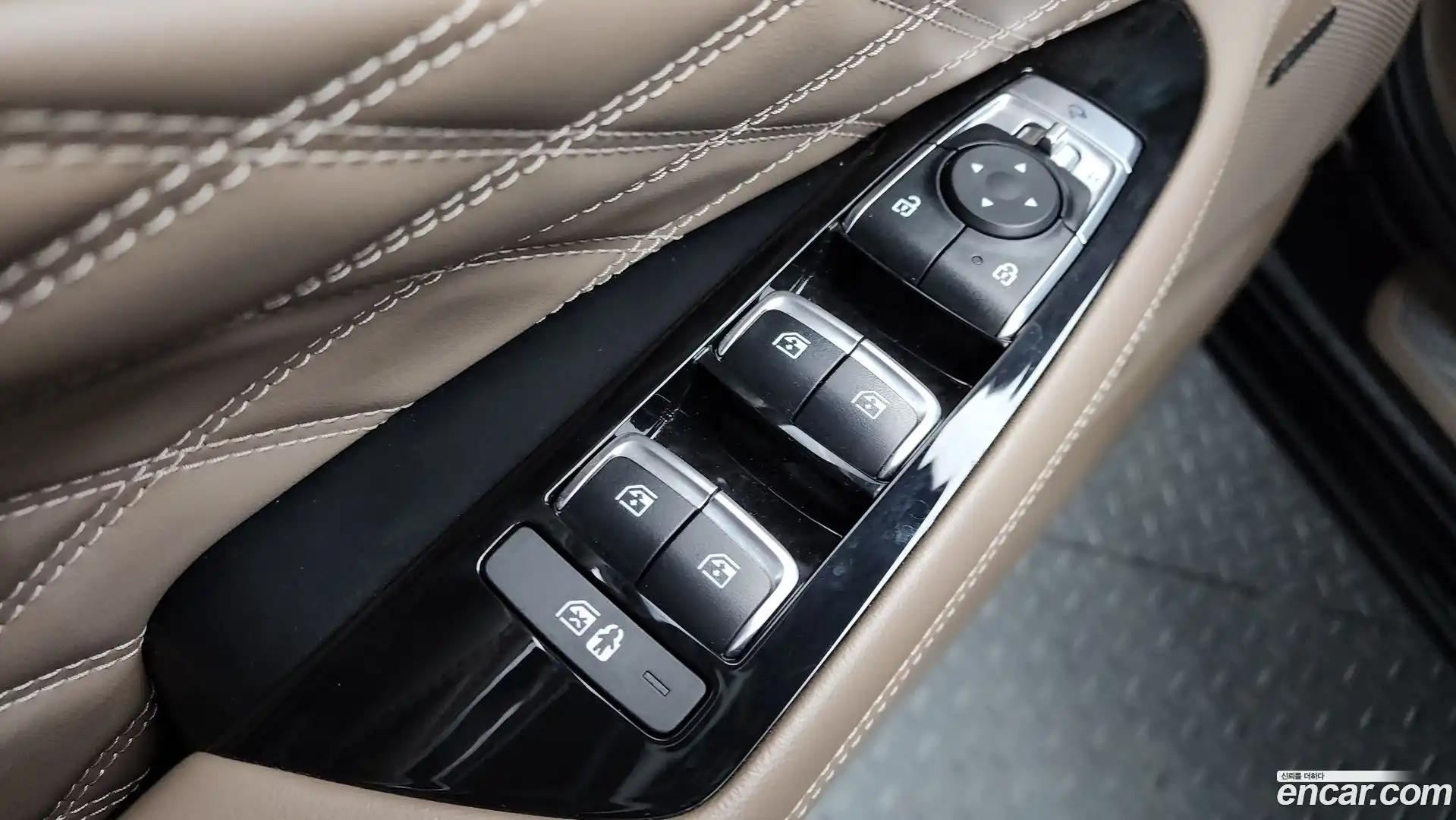 K8 Kia 2023.3-OPTION-050