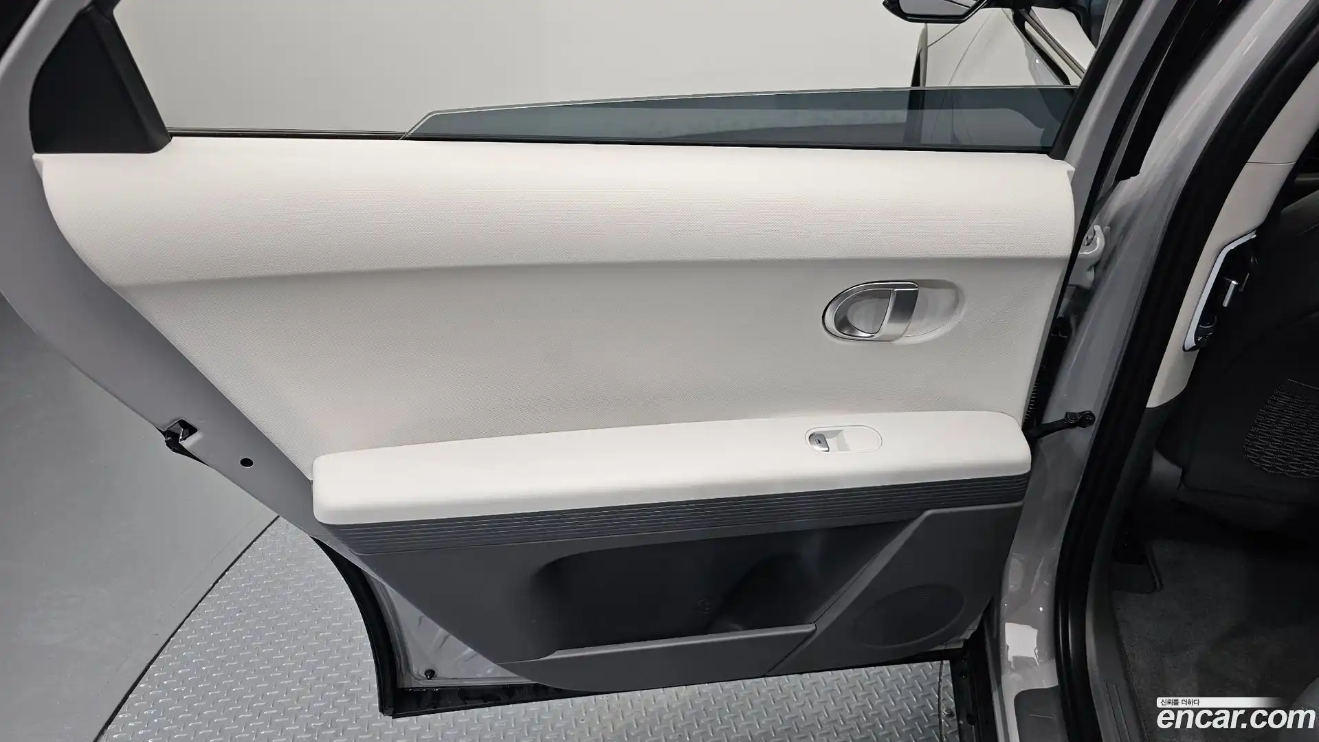 Ioniq5 Hyundai 2021.6-INNER-035