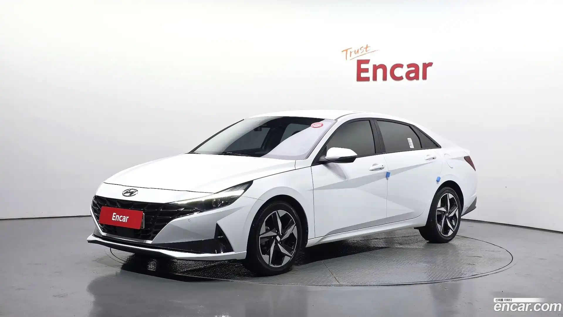 AVANTE Hyundai 2022.4-OUTER-001