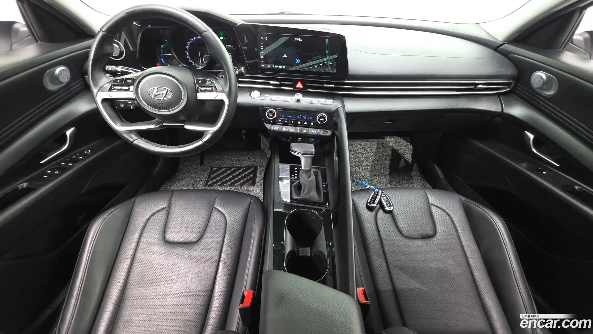 AVANTE Hyundai 2022.4-INNER-007