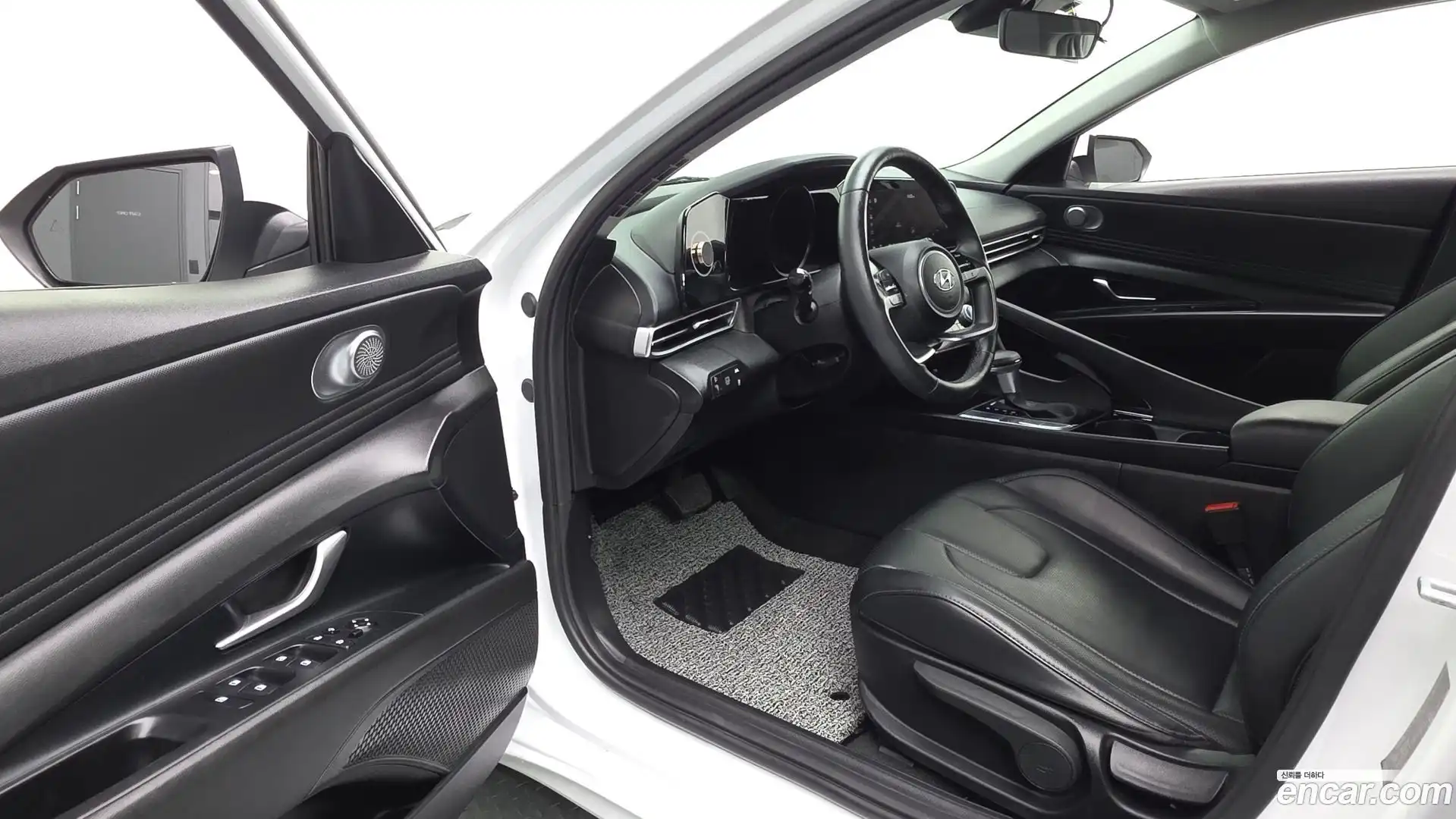 AVANTE Hyundai 2022.4-INNER-010