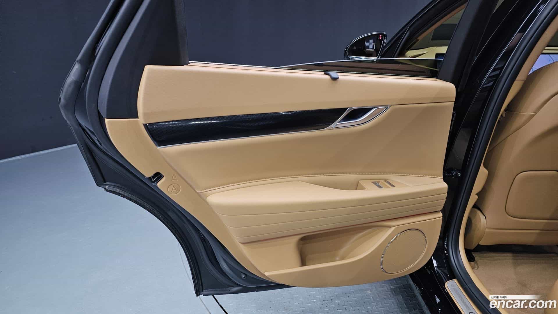 G80 Genesis 2026.4-INNER-035