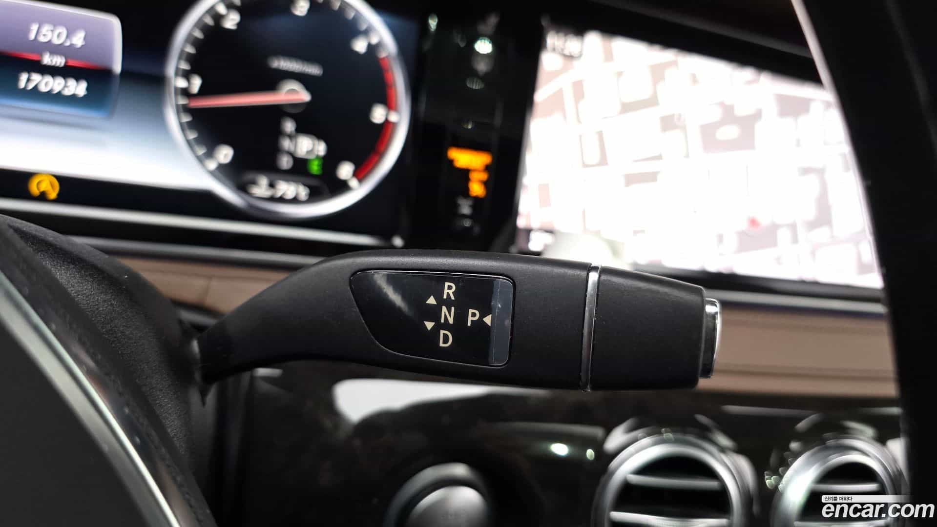 S-Class Mercedes-Benz 2015.4-INNER-009