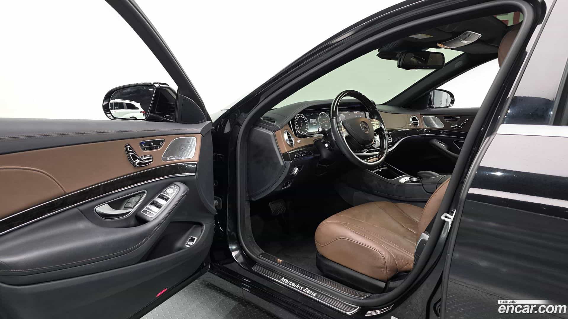 S-Class Mercedes-Benz 2015.4-INNER-010