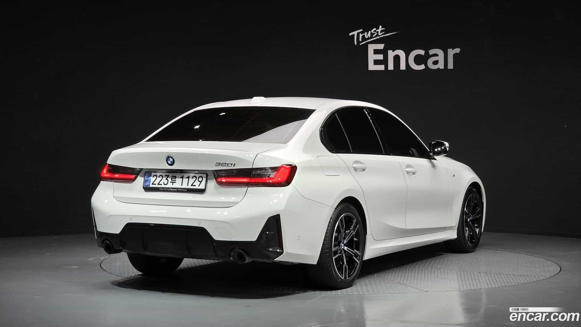 3-Series BMW 2024.10-OUTER-002