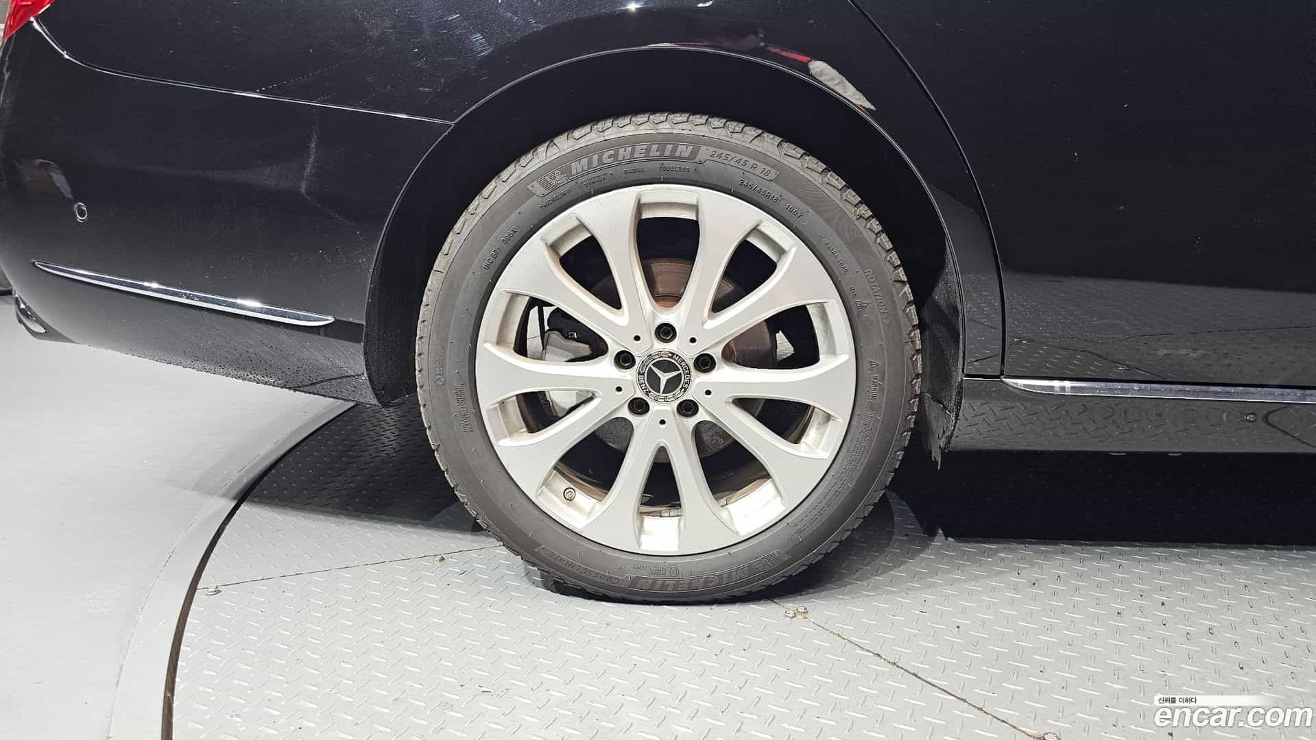 E-Class Mercedes-Benz 2018.5-OUTER-005