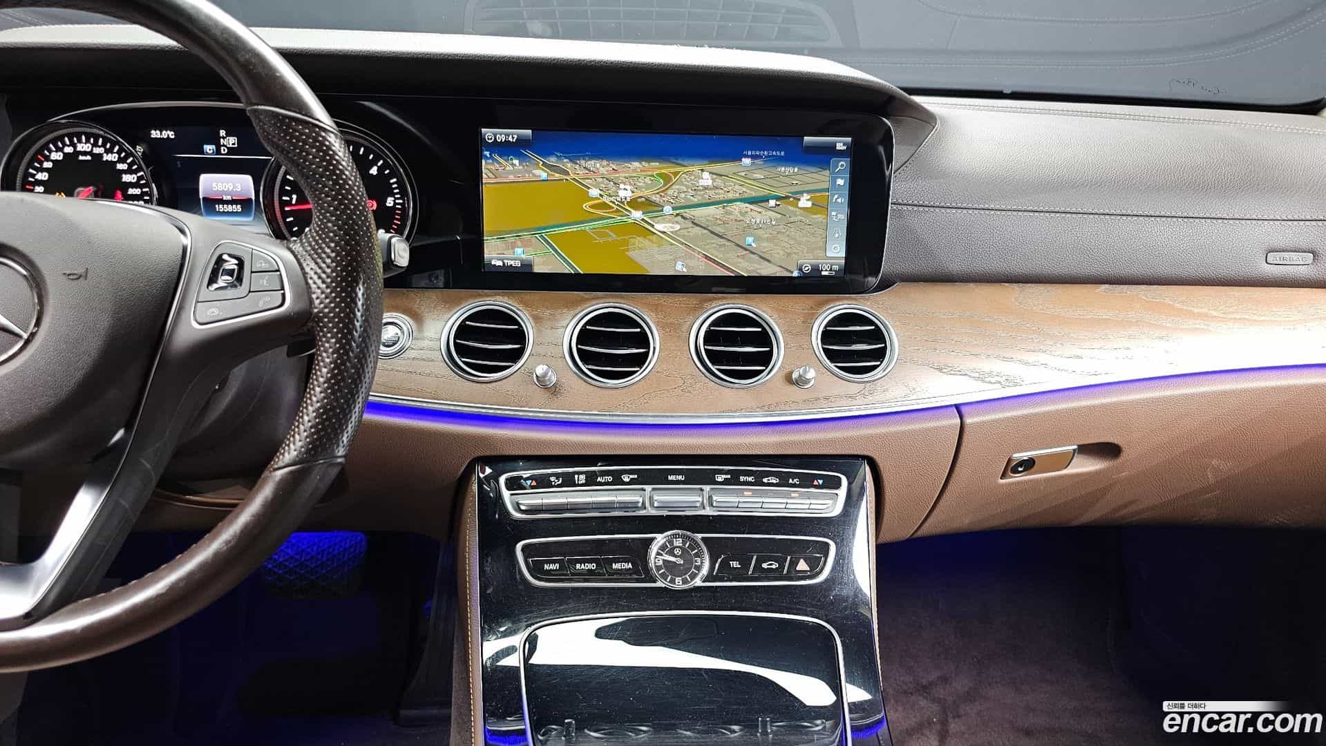 E-Class Mercedes-Benz 2018.5-OPTION-017