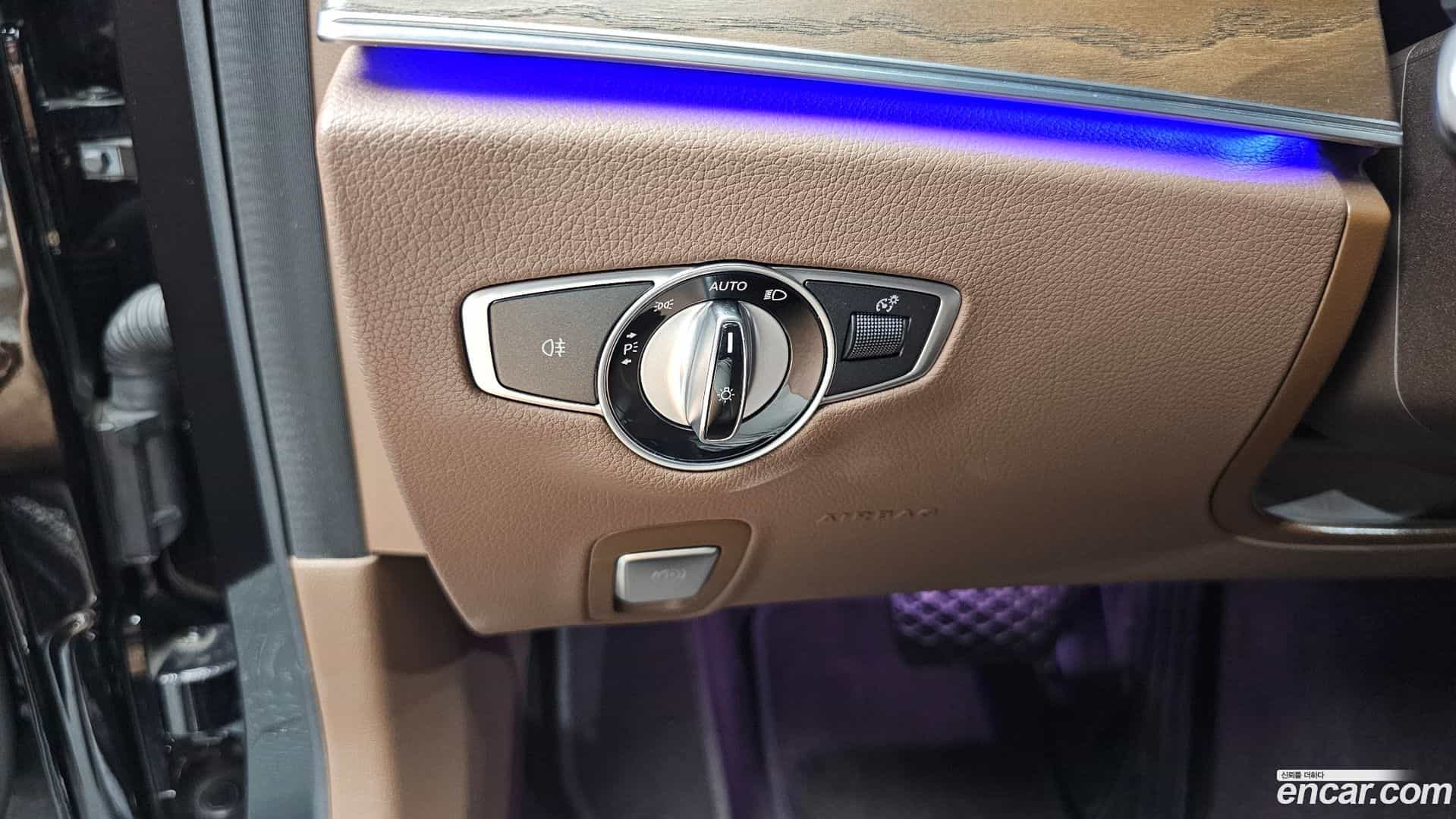 E-Class Mercedes-Benz 2018.5-OPTION-024