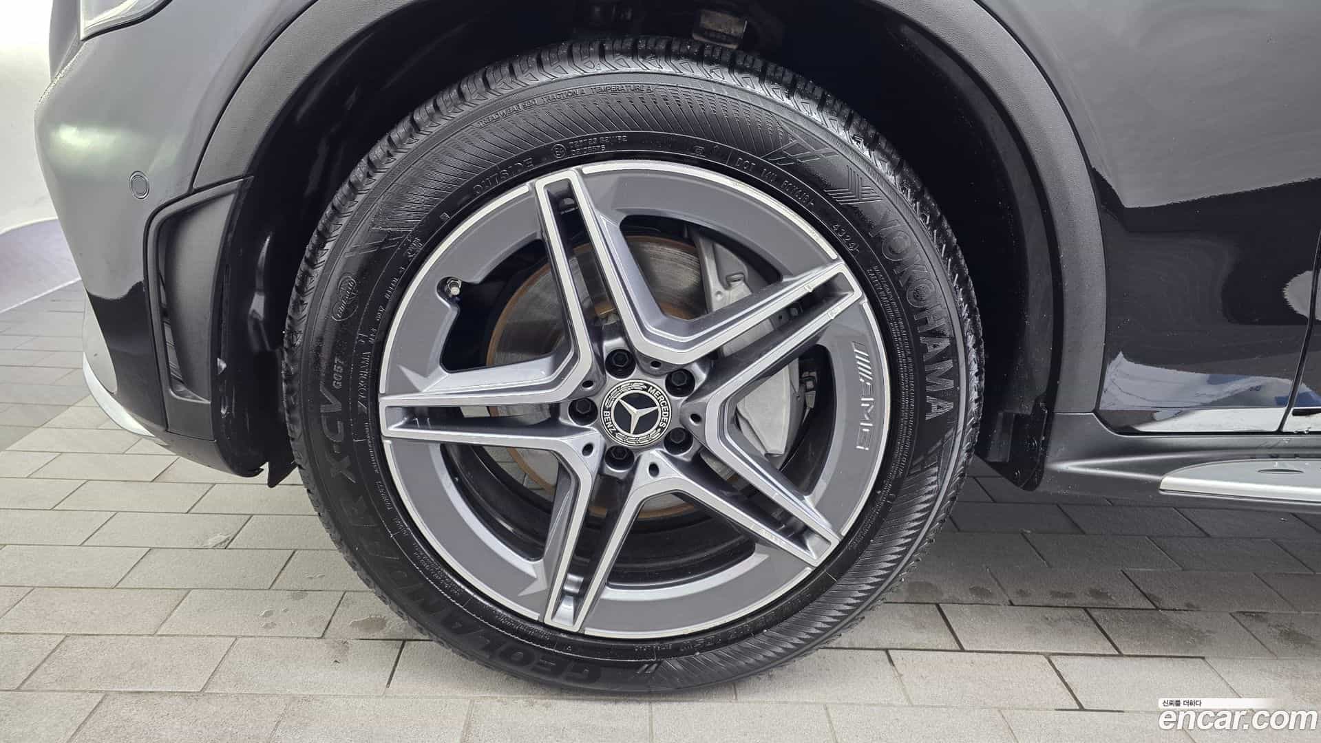 GLC-Class Mercedes-Benz 2021.11-OUTER-005