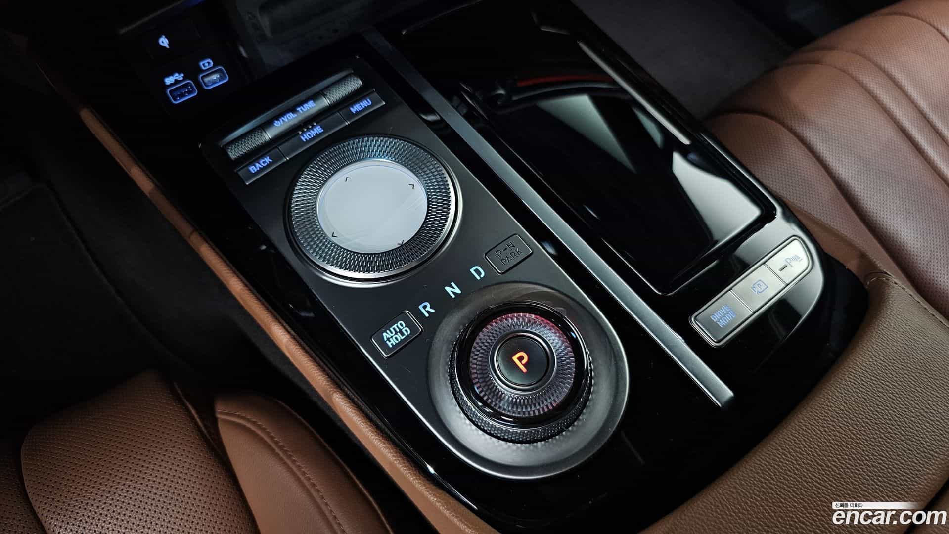 G80 Genesis 2022.0-INNER-009