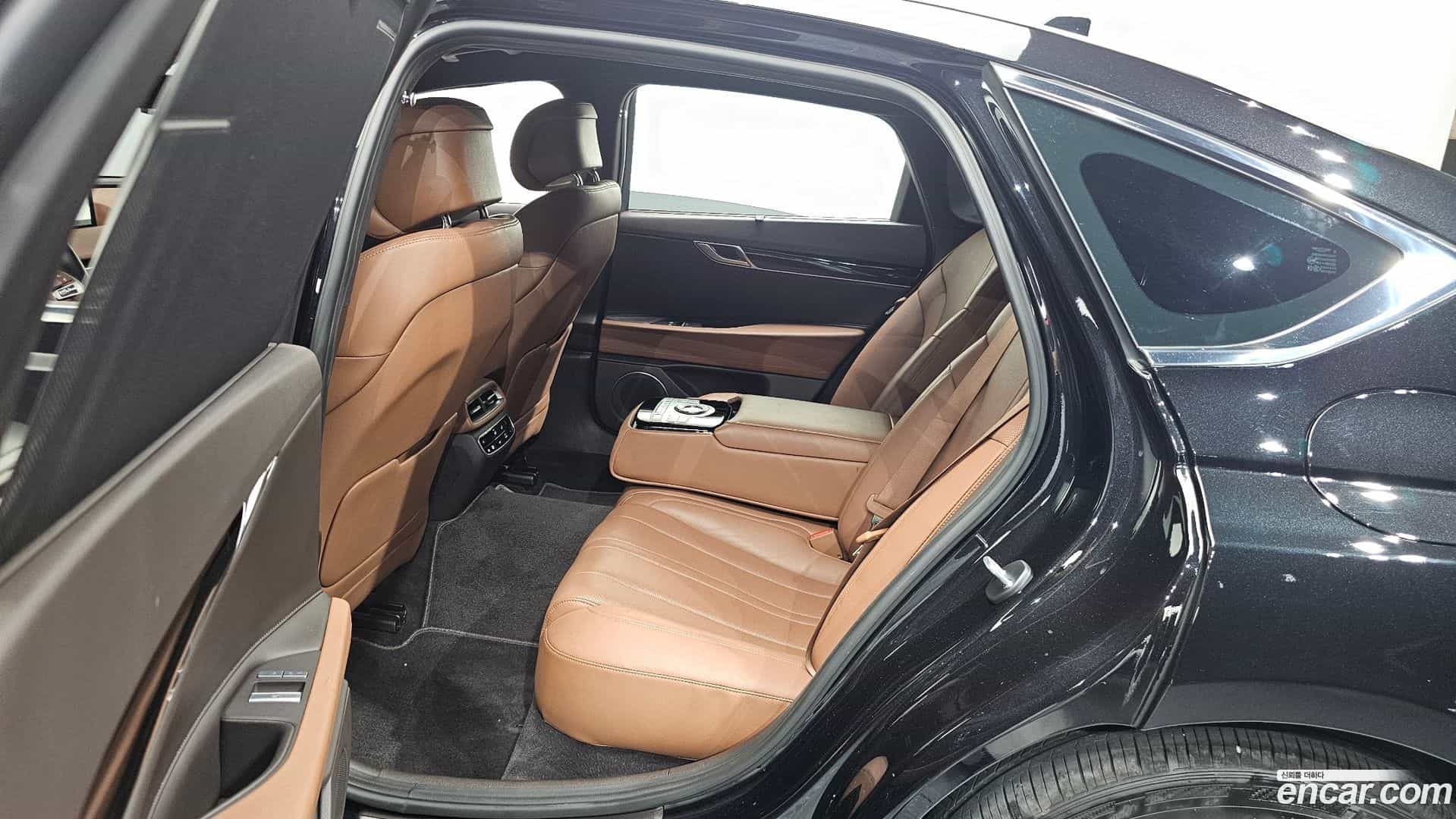 G80 Genesis 2022.0-OPTION-016
