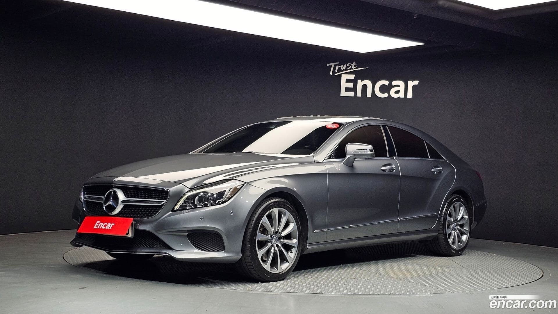 Main__Slider__Photo:CLS-Class Mercedes-Benz 2015.11-0