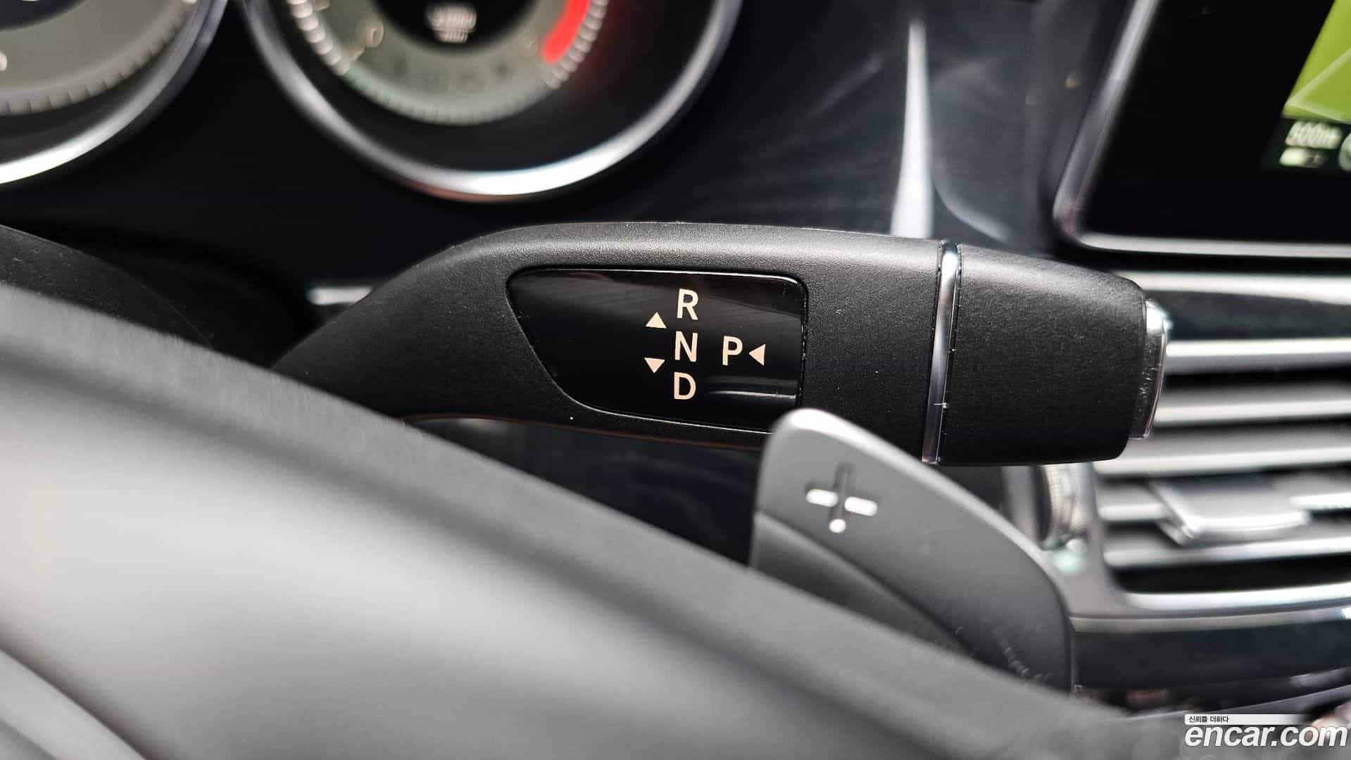 CLS-Class Mercedes-Benz 2015.11-INNER-009