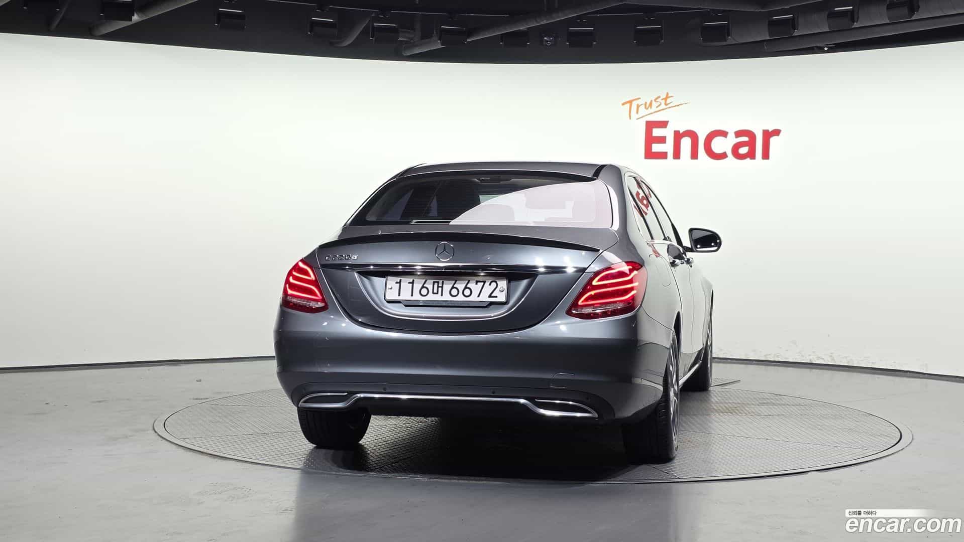 C-Class Mercedes-Benz 2017.4-OUTER-004