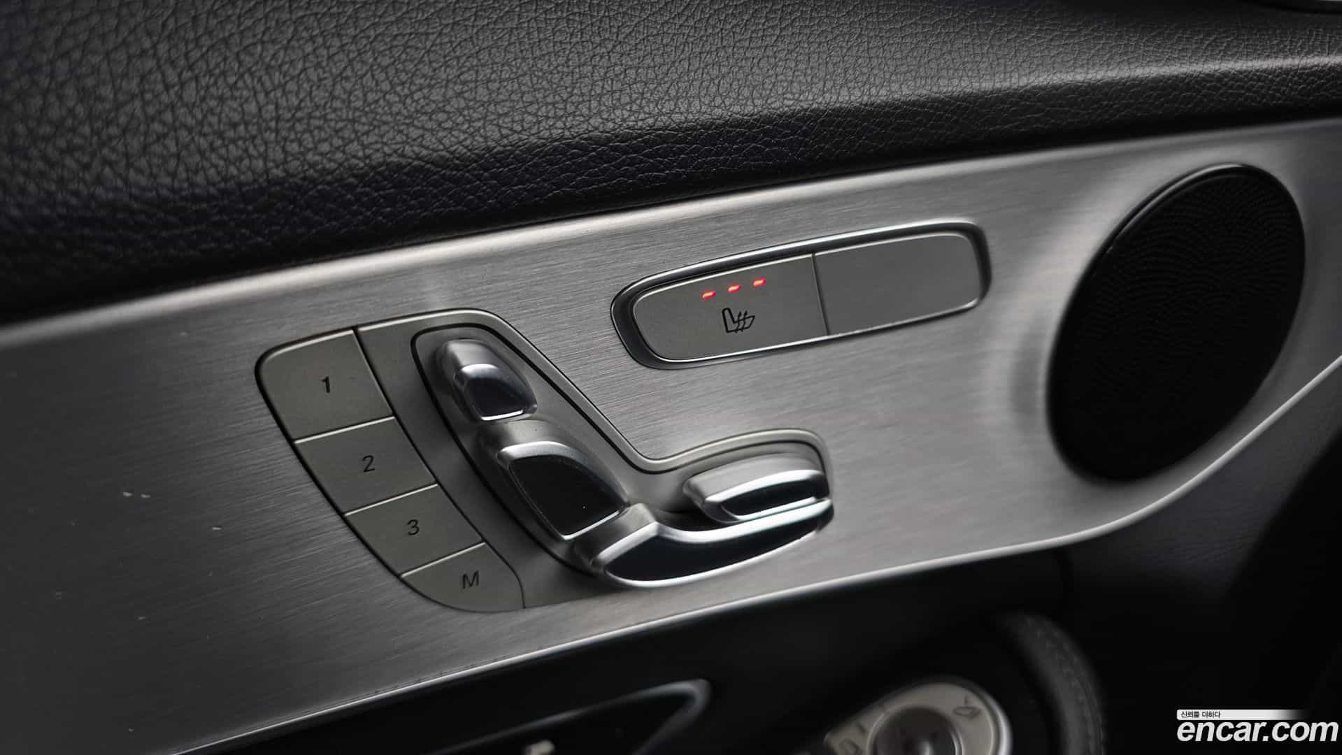 C-Class Mercedes-Benz 2017.4-OPTION-022