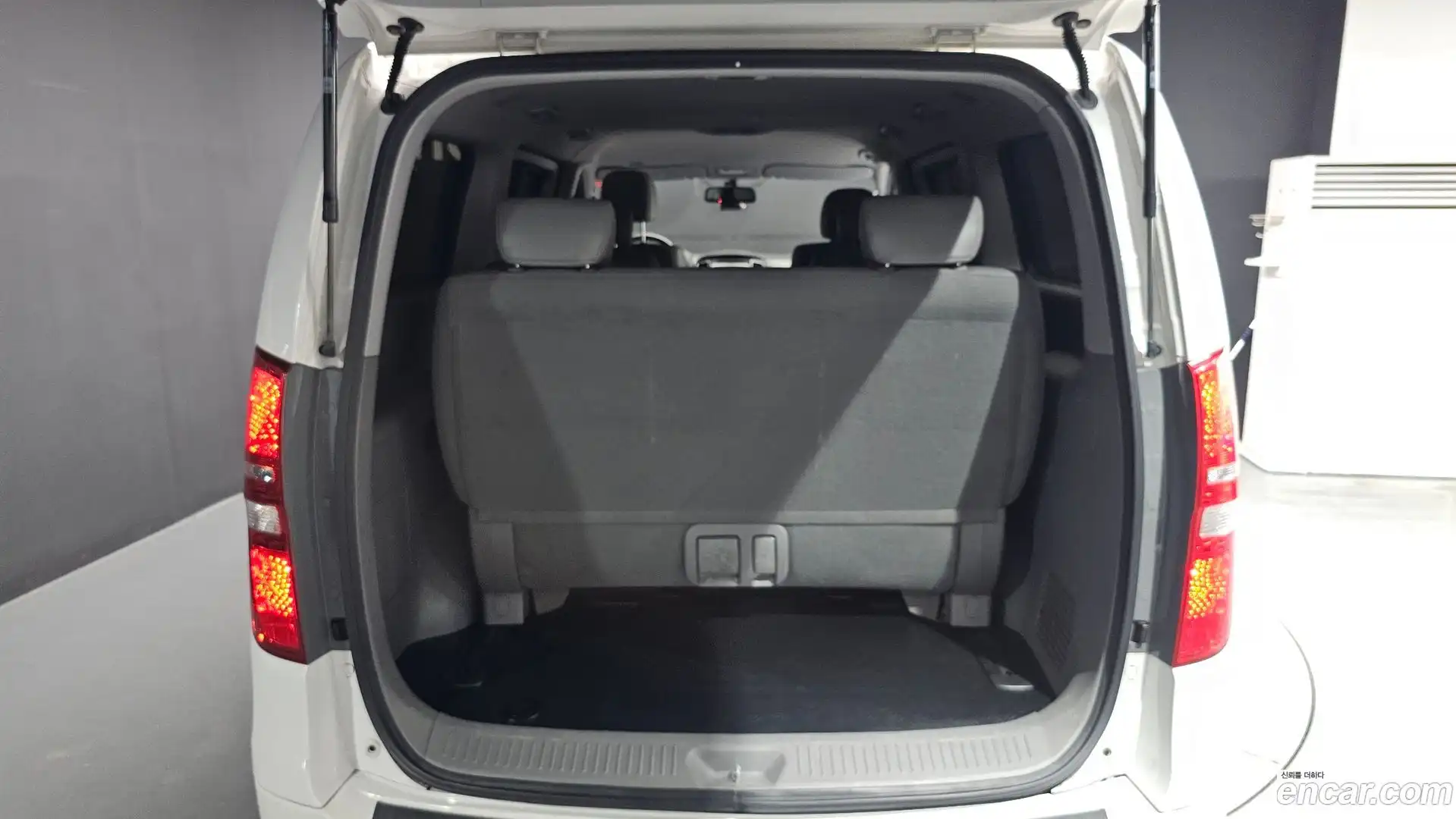 Starex Hyundai 2018.11-OPTION-024