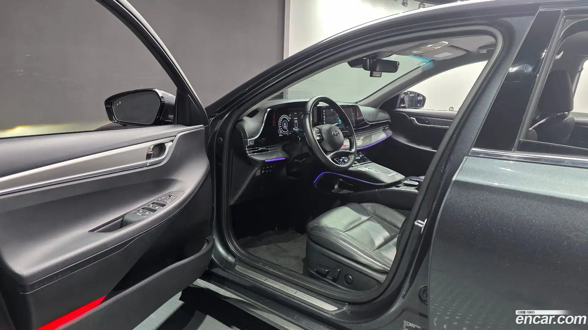 Grandeur Hyundai 2022.5-INNER-010