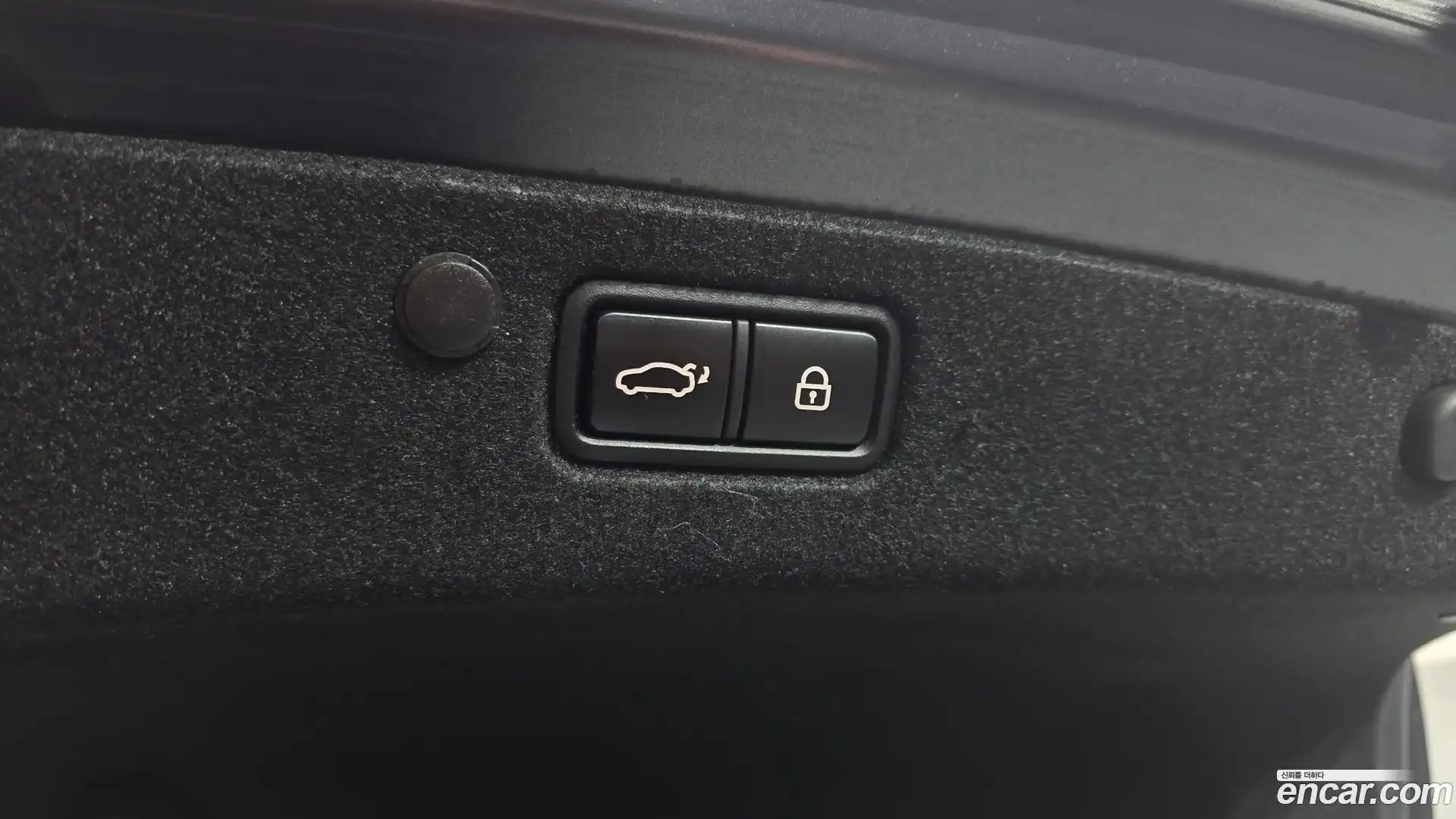 Grandeur Hyundai 2022.5-OPTION-024