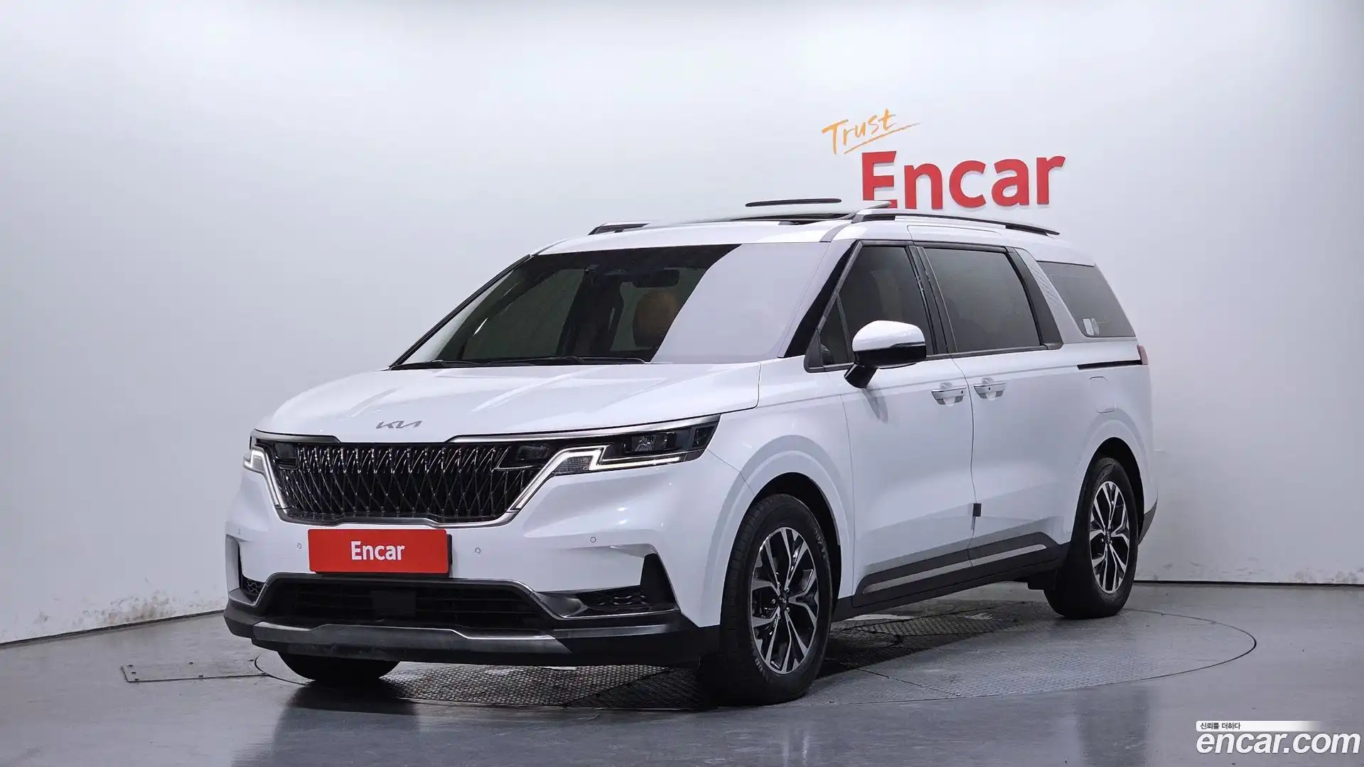Canival Kia 2023.0-OUTER-001