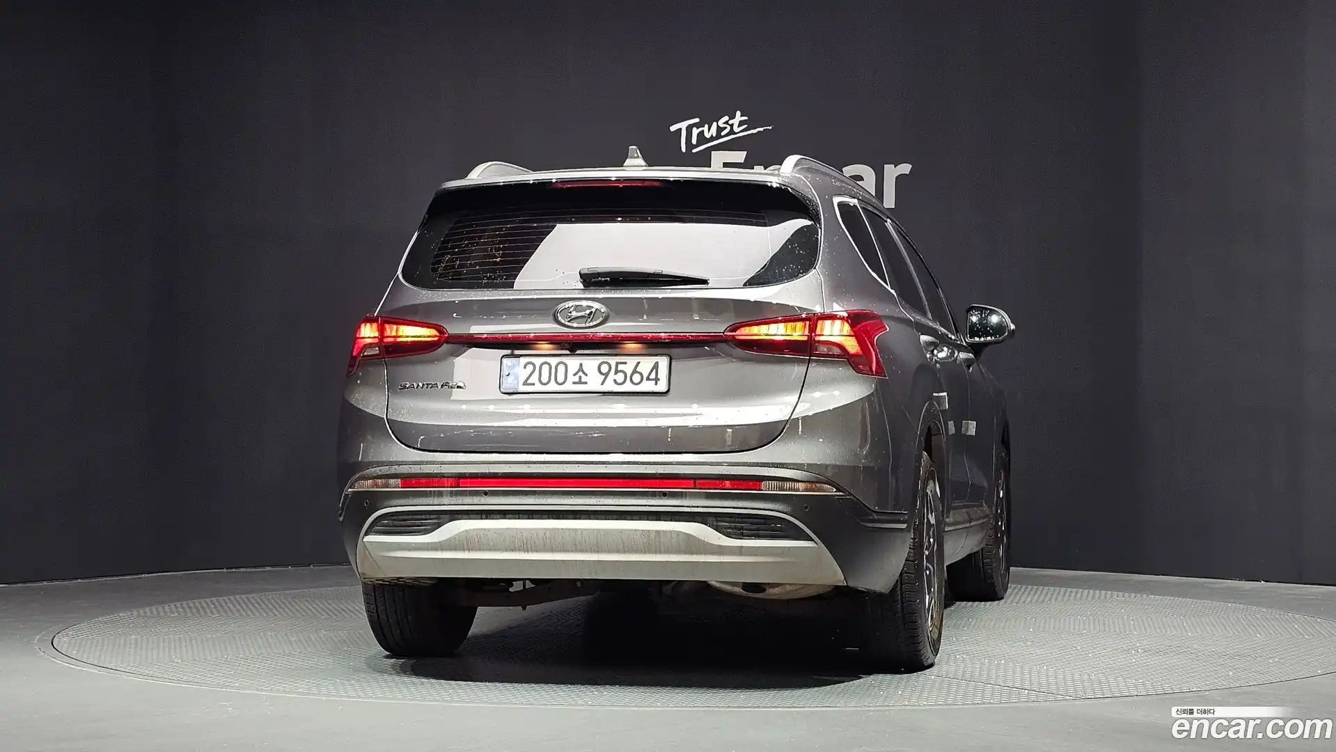 Santafe Hyundai 2022.2-OUTER-004